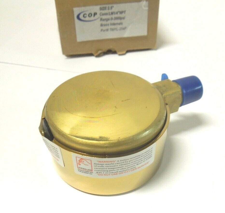 Pressure Gauge 2-1/2″ Face Brass Case 0-3000 PSI 1/4″ NPT Lower Filled U0008
