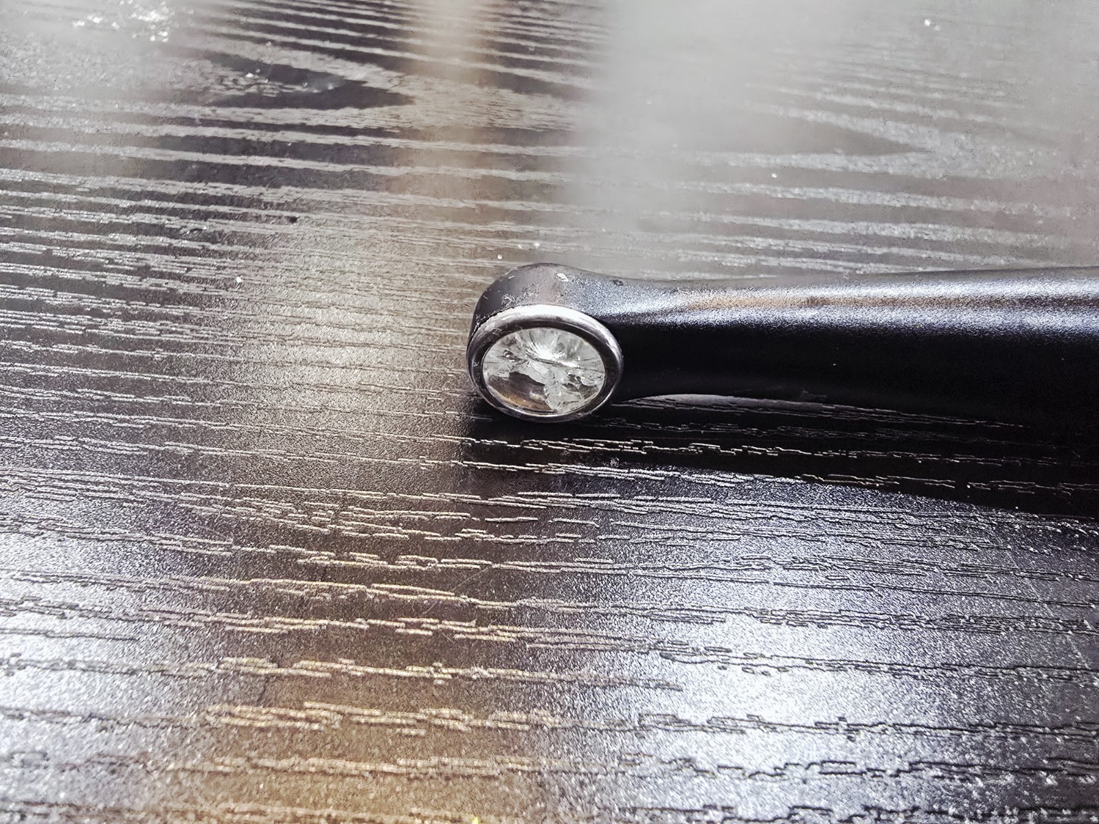2020 Ultradent VALO Grand Cordless MISSING PARTS – POWERS UP.
