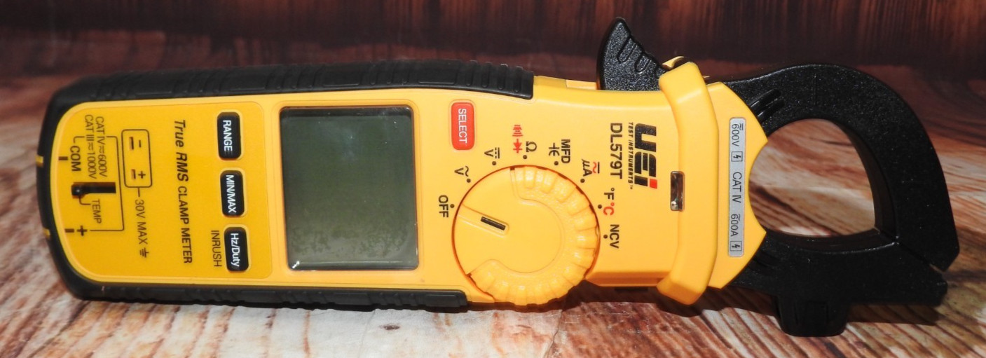 UEi DL579T Digital Clamp Meter WITH CASE, LEADS ((((STILL HAS PLASTIC ON IT!!))