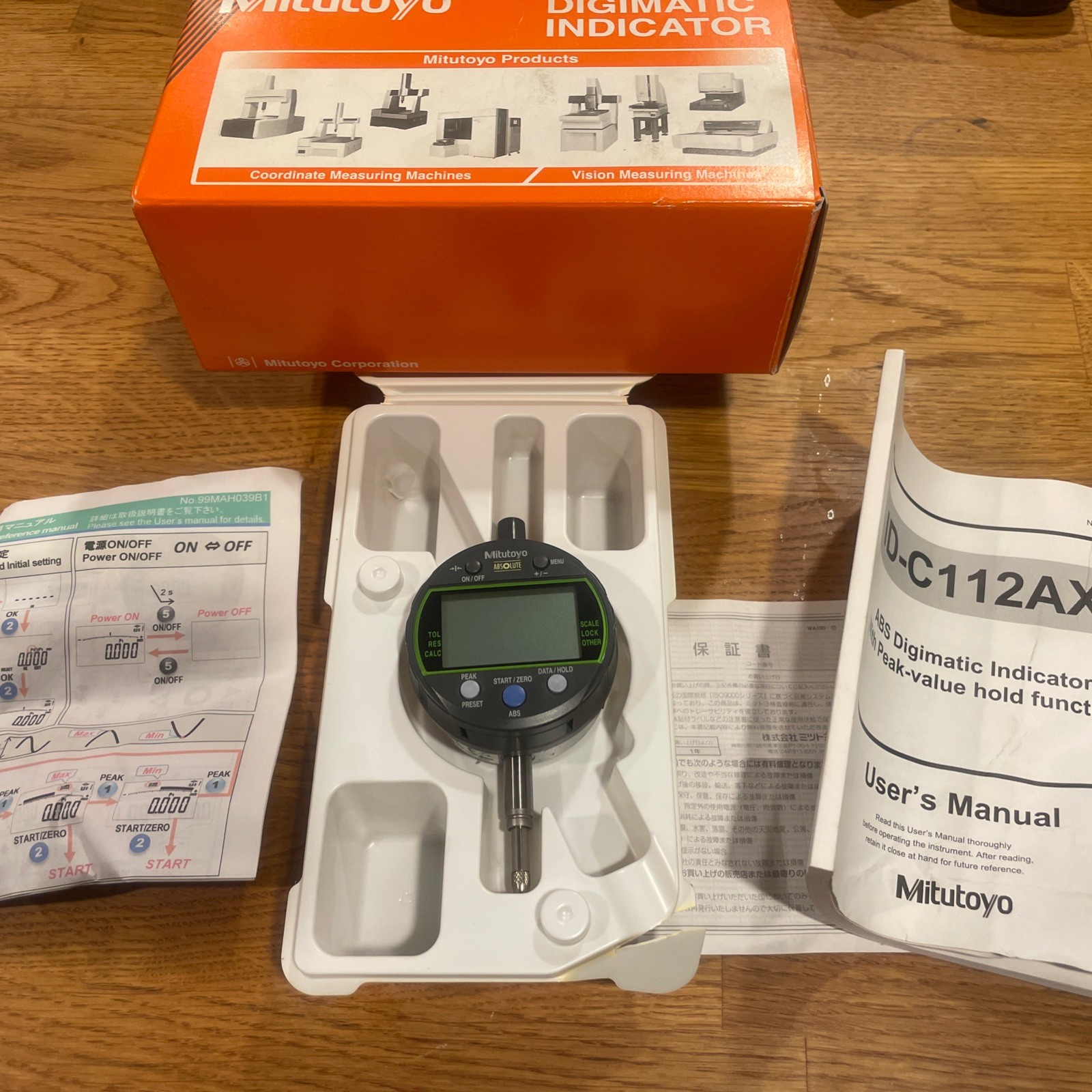 Mitutoyo digital indicator 543-300b Great condition In box