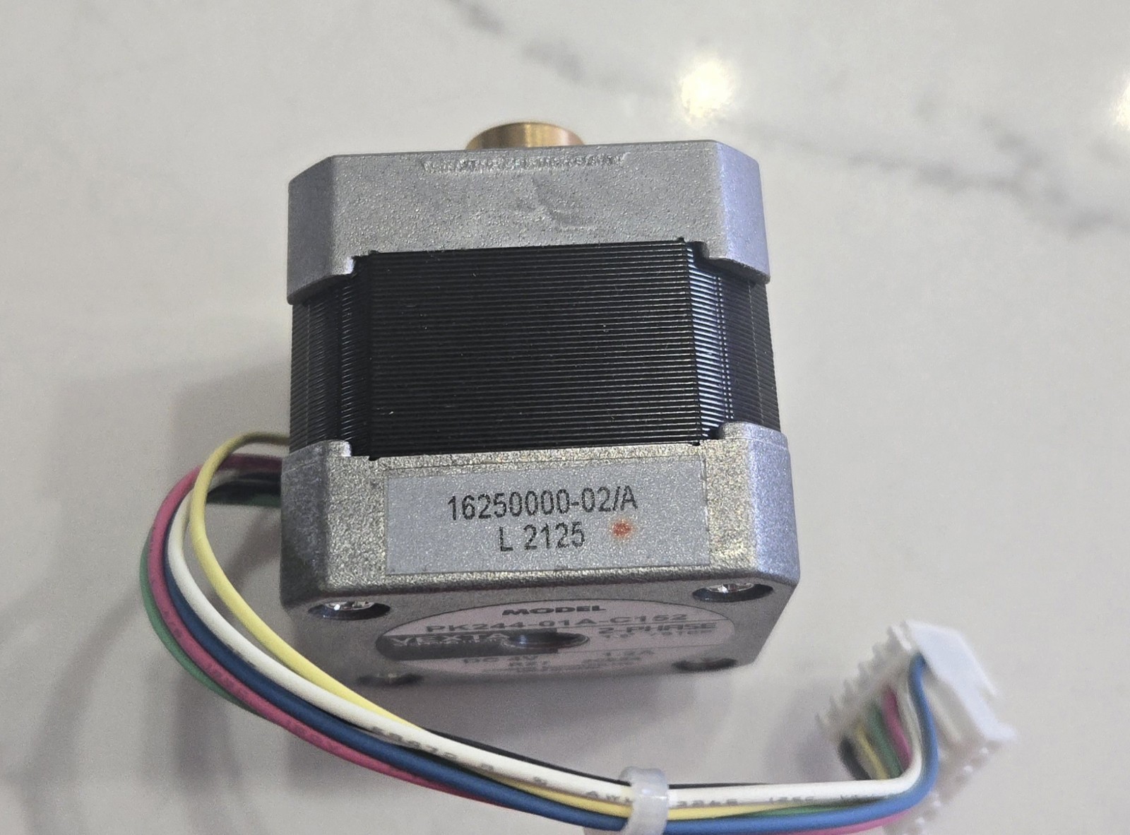 NEW Oriental Motor Vexta PK266-01A-C152 2-Phase Stepper Motor