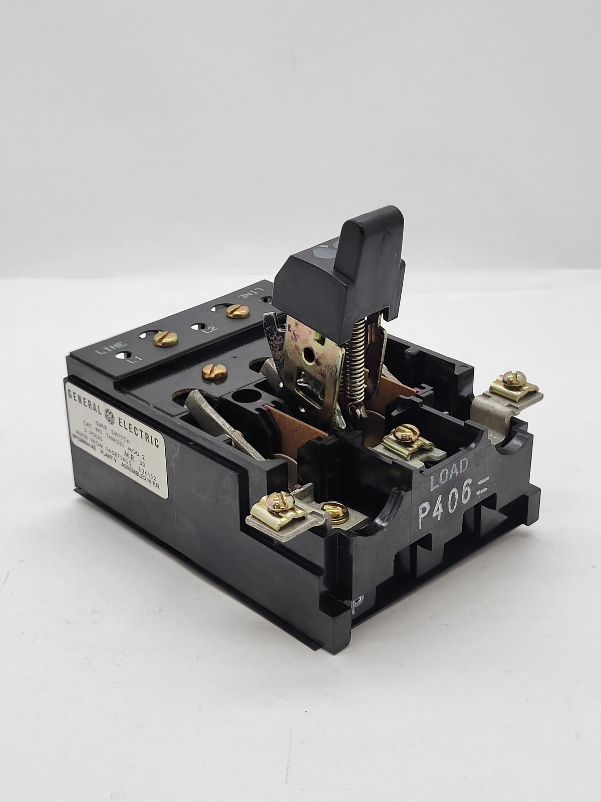 General Electric THMS31 Disconnect Switch Assembly QMR MOD 2 3P Fusible