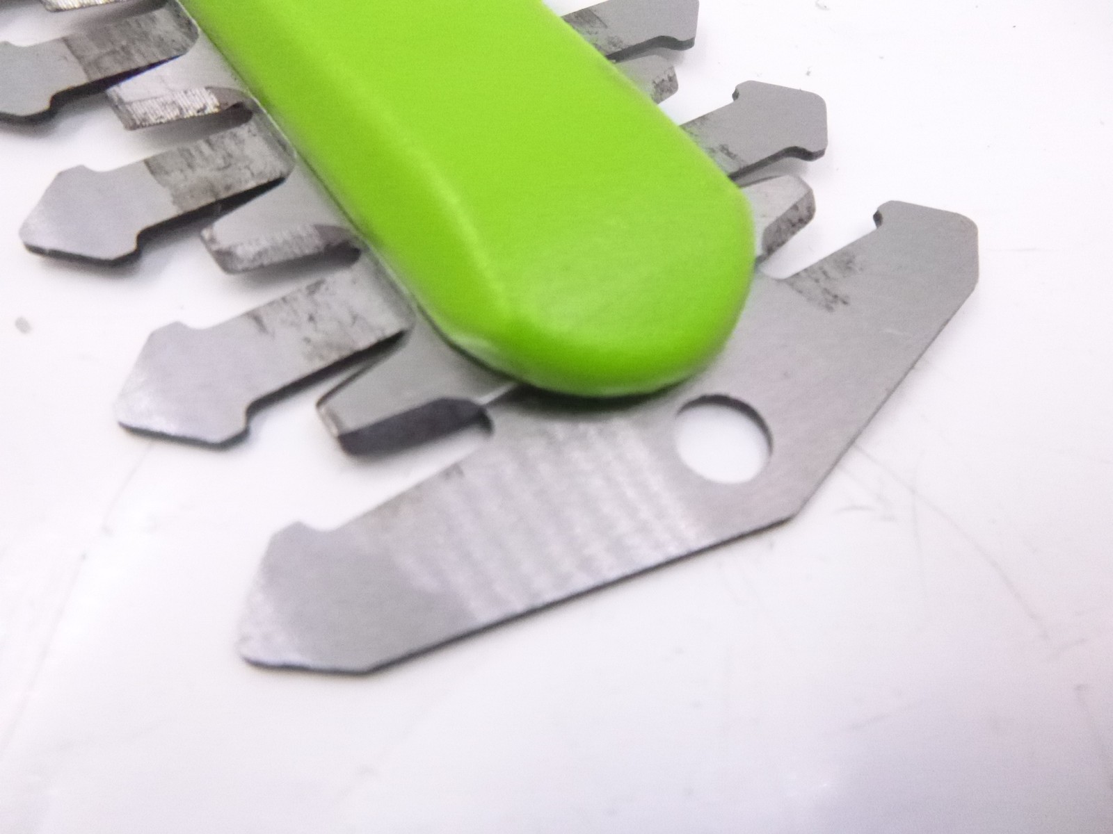 SereneLife Replacement Grass Blade PRTPSLGR1418B1 For PSLGR14 & PSLGR18