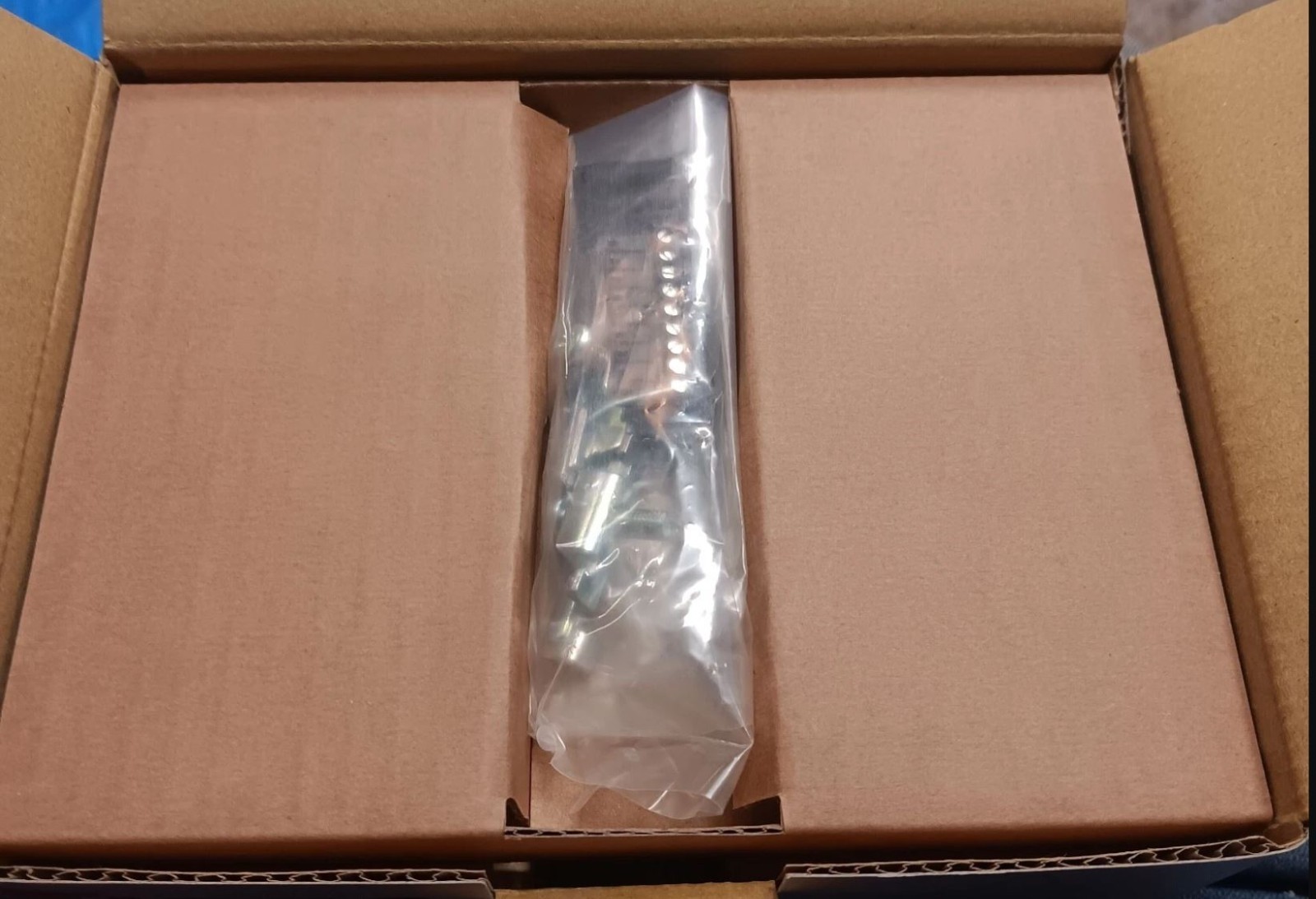 IDEC SmartAXIS 3.8″ PLC+HMI 65K Color TFT FT1A-C14SA-B (Brand New) FTIACI4SAB