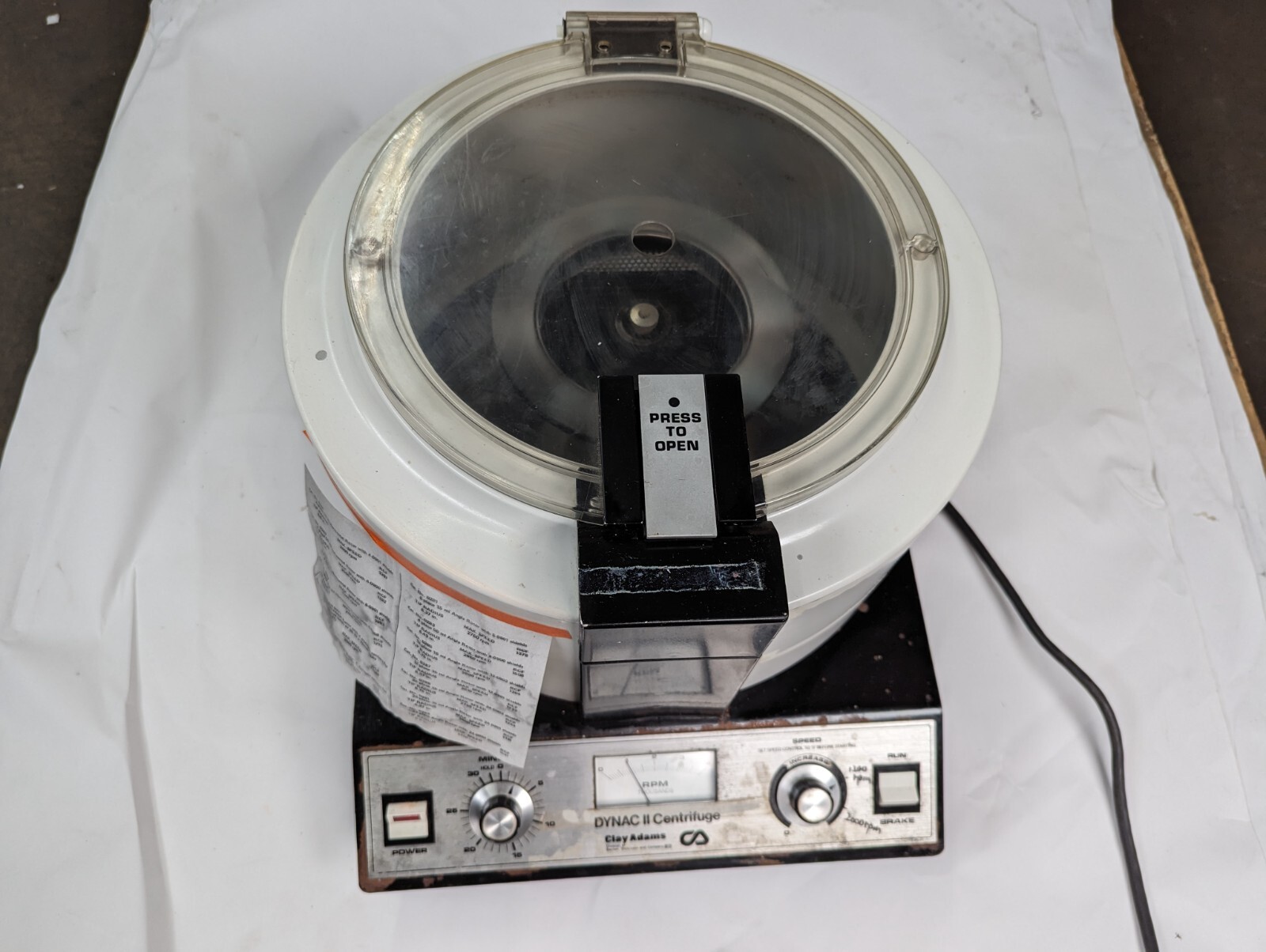 Becton Dickinson Clay Adams Dynac II Centrifuge W/ Rotors 120v – TESTED WORKING