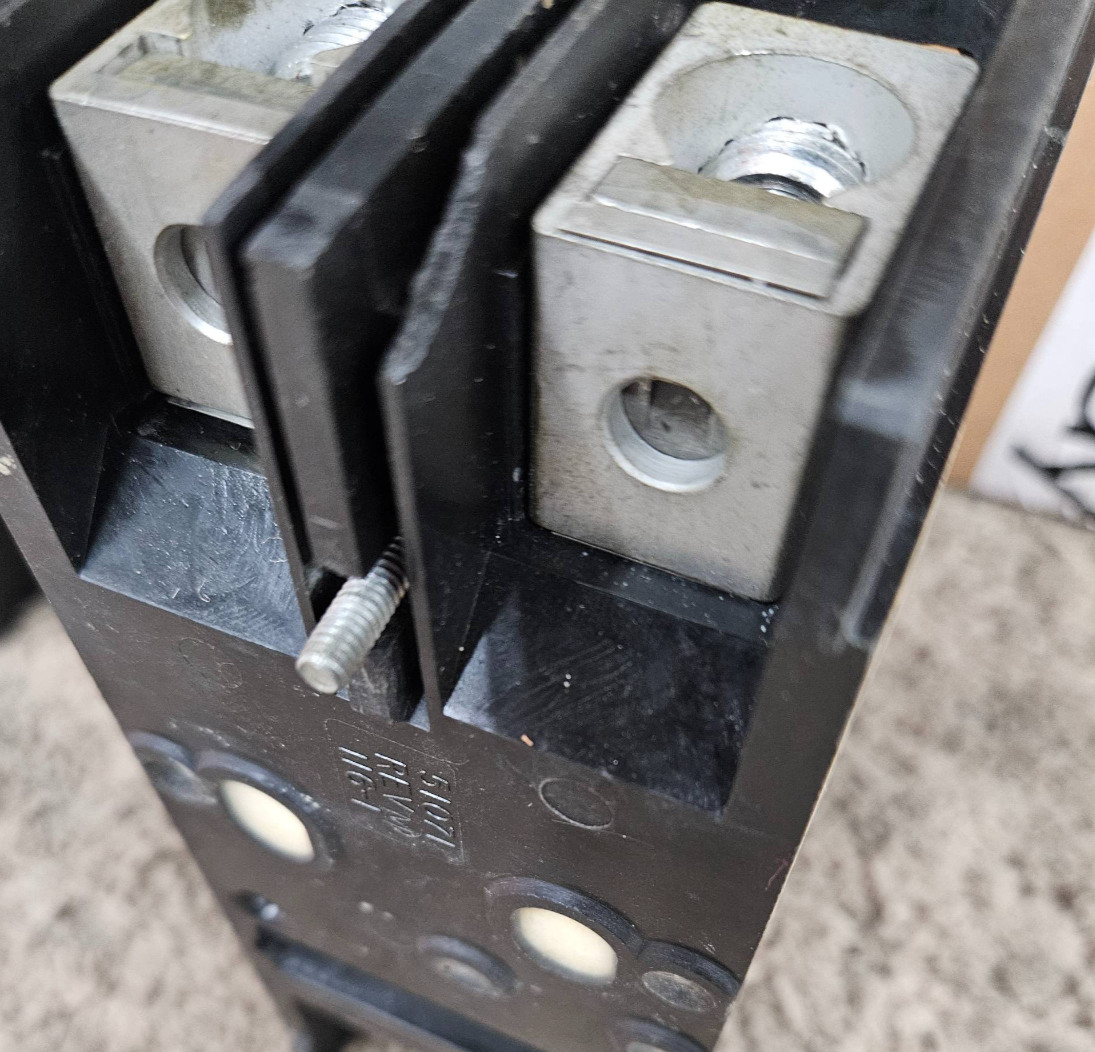 FPE Federal Pacific NEJ221125 Circuit Breaker Type NEJ 2 Pole 125 AMP 10kA@ 240V