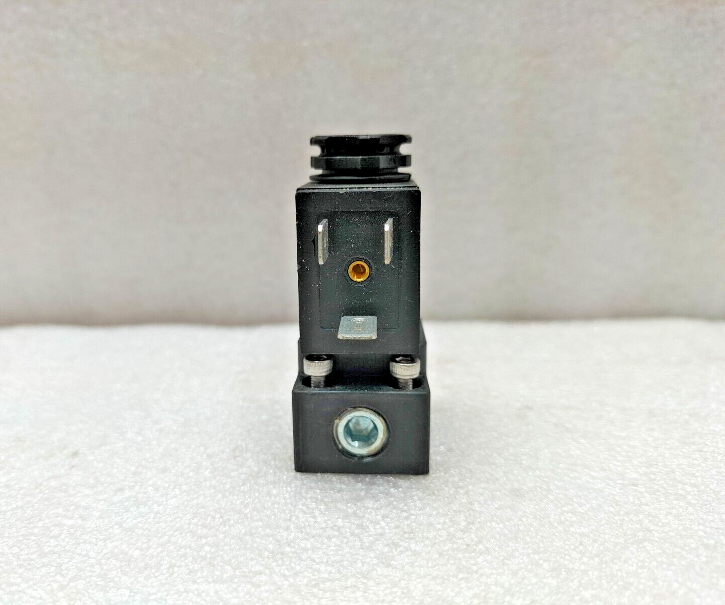 7019-9DB SOLENOID VALVE – 10 BAR, 24 VDC, 4.8W, 48V, 50/60 Hz