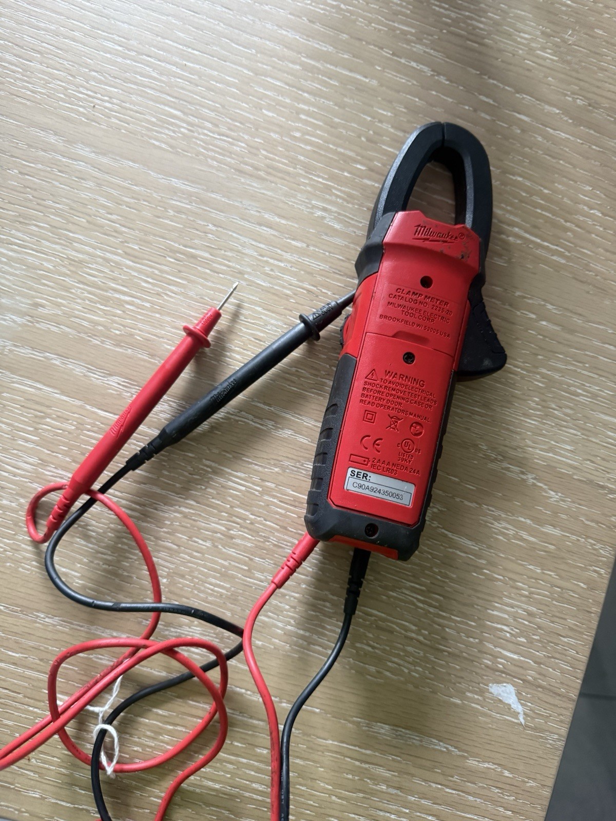 Milwaukee 2237-20 True RMS Clamp Meter – Works Great – Includes Test Leads