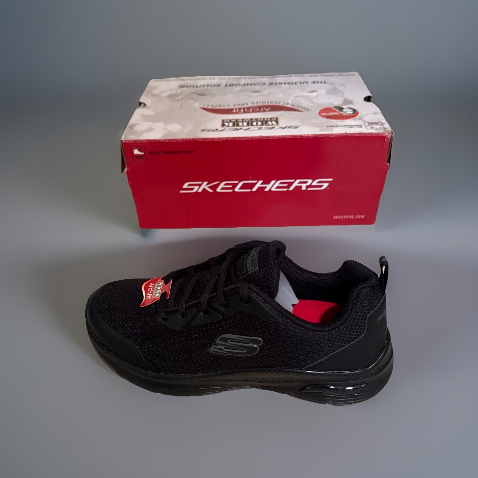 Skechers Women’s Size 7.5 Arch Fit Slip Resistant Work Shoes