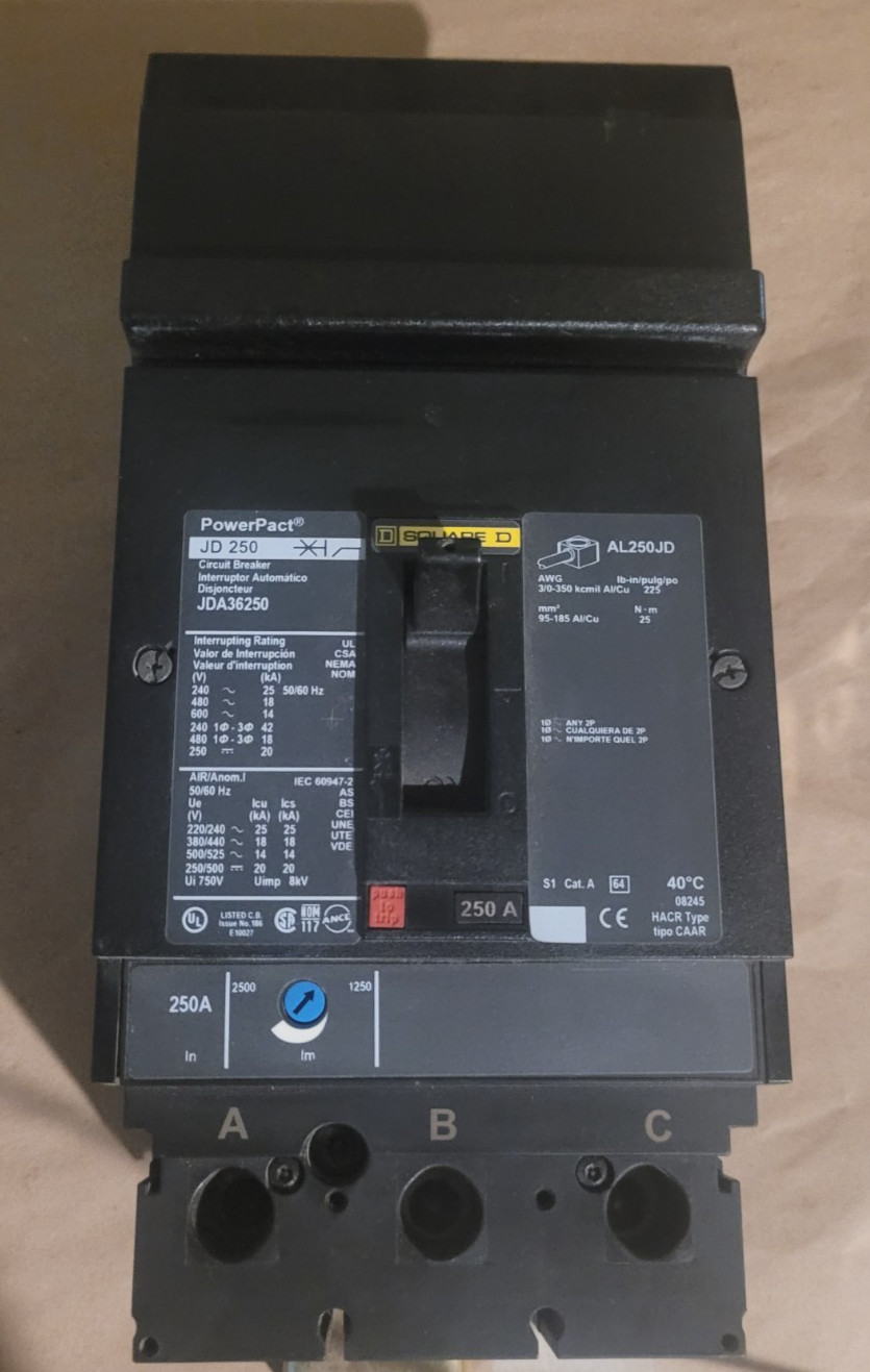 Square D JDA36250 250 A Molded Case Circuit Breaker