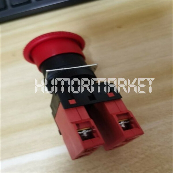 ONE Omron A22E-M-02 A22EM02 Pushbutton Switch Red BUTTON new
