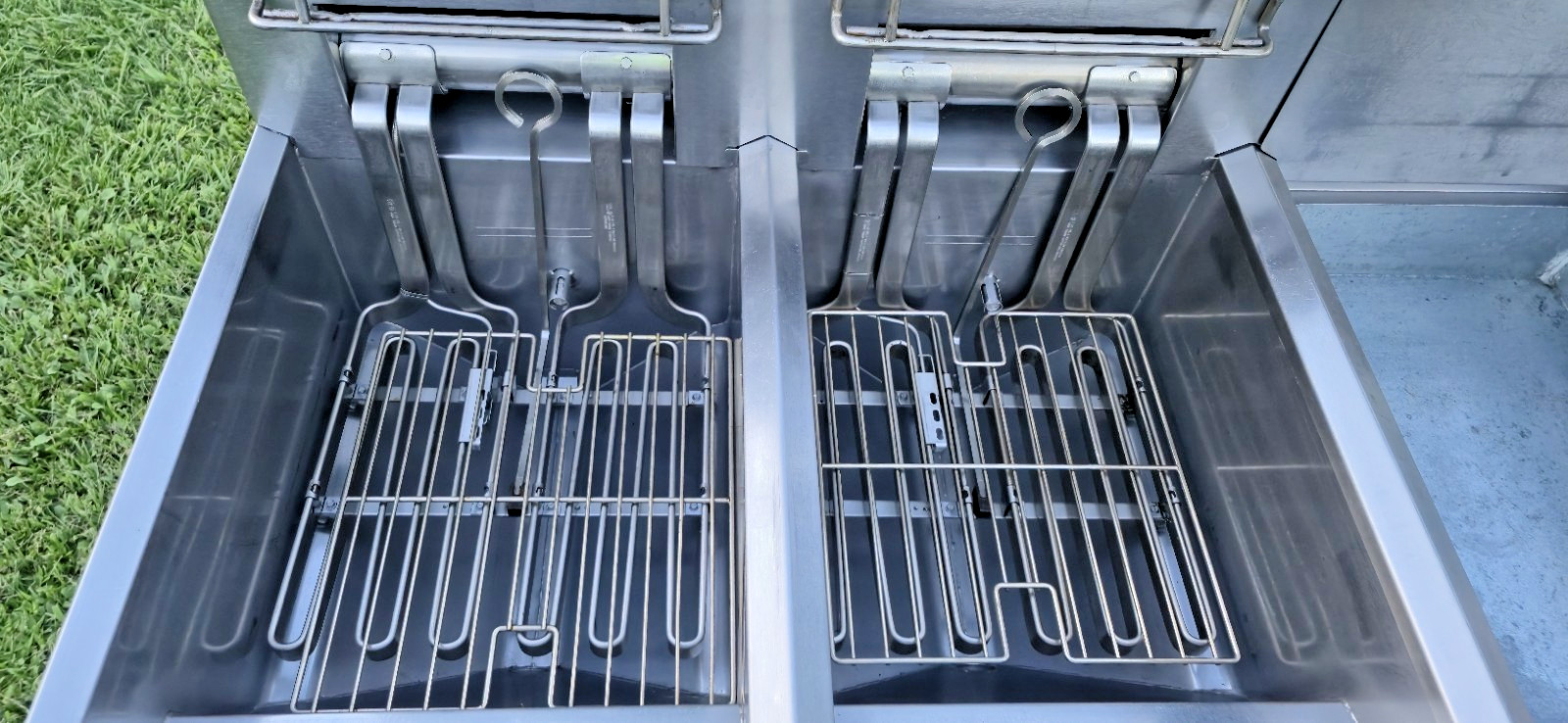 Frymaster Double Electric Fryer Model#: FMRE214SD, 480V 3φ Filtration Xtra Clean
