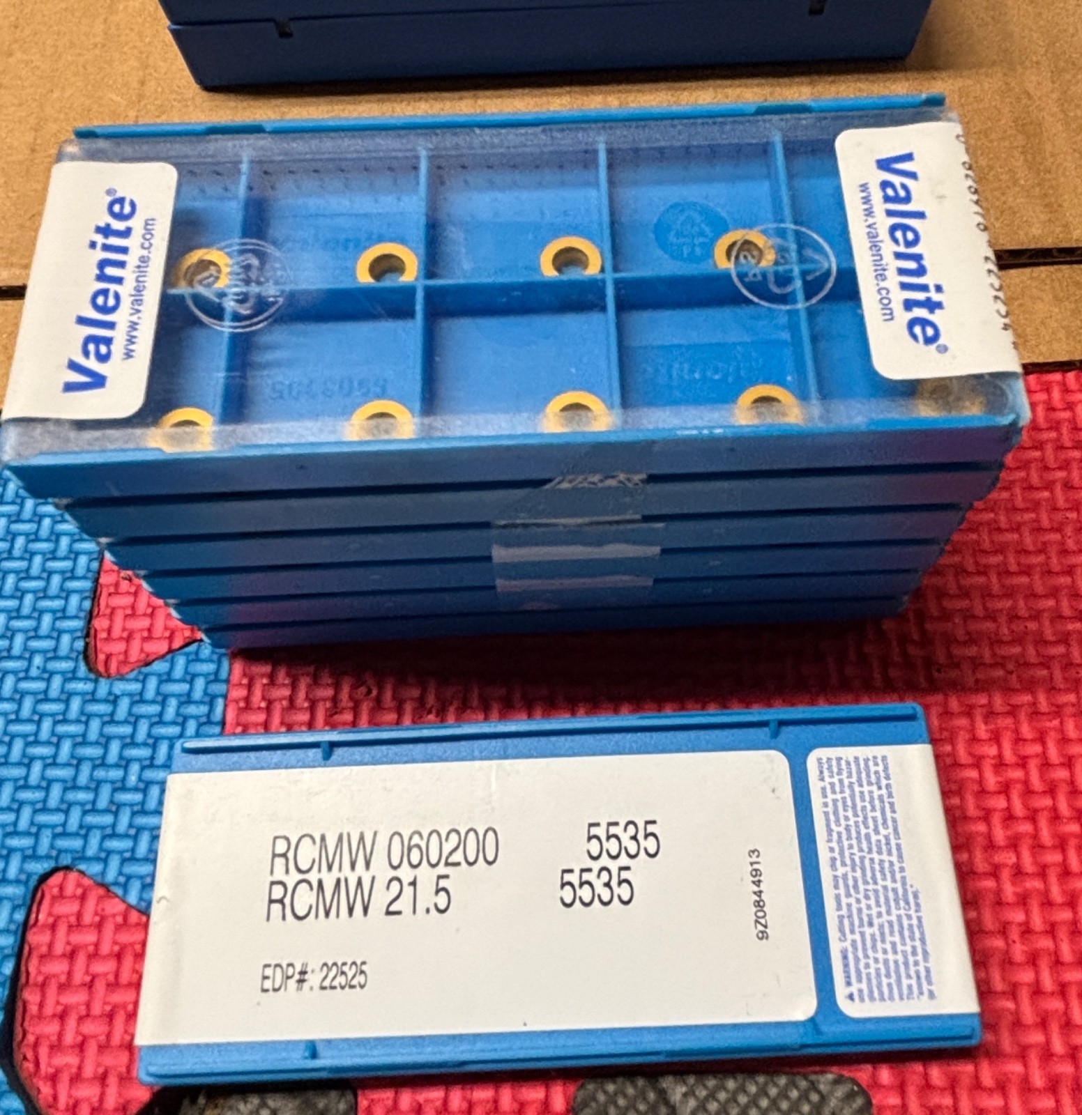 VALENITE Carbide Inserts – VARIETY – 875+ inserts – 122 packs – 27 lbs. – NEW