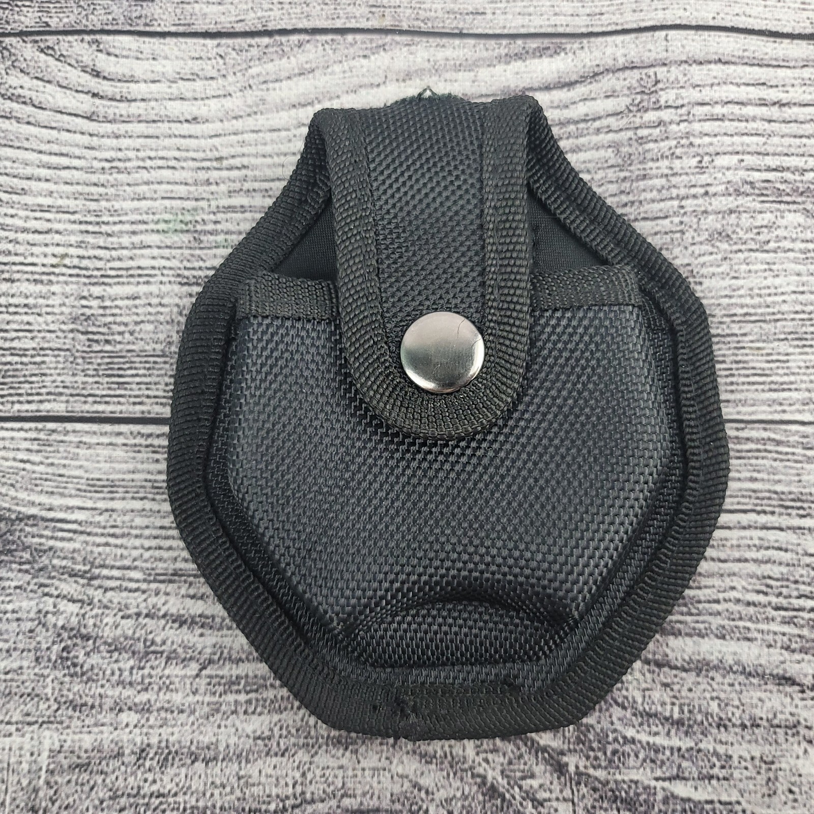 Uzi Handcuff Case Black 4.5″ Snap Closure w/ Clip