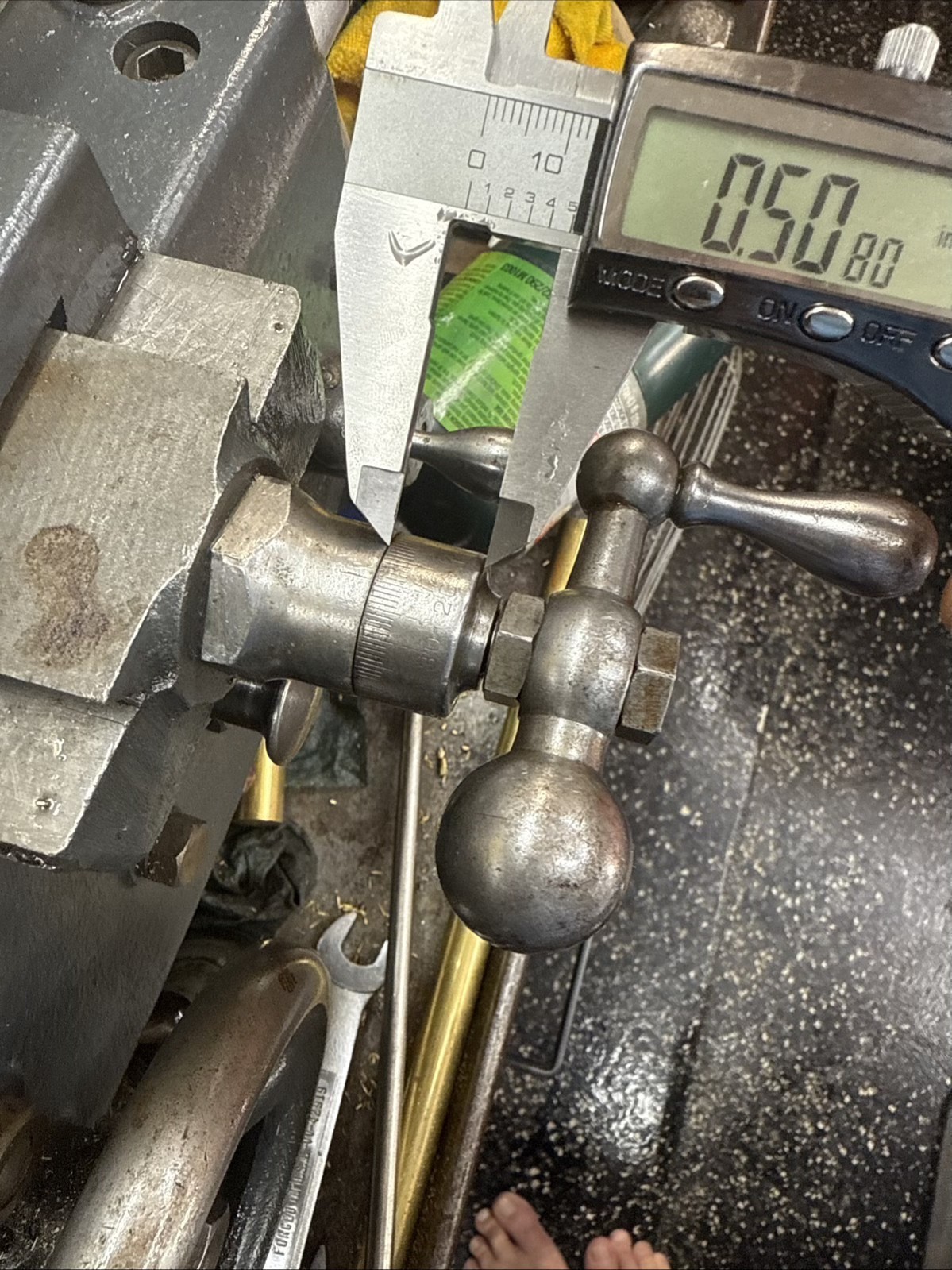 Logan 11″ Lathe Cross Feed Large 3.0″ dial 0-200 (Fits over ~1.750″ dial)