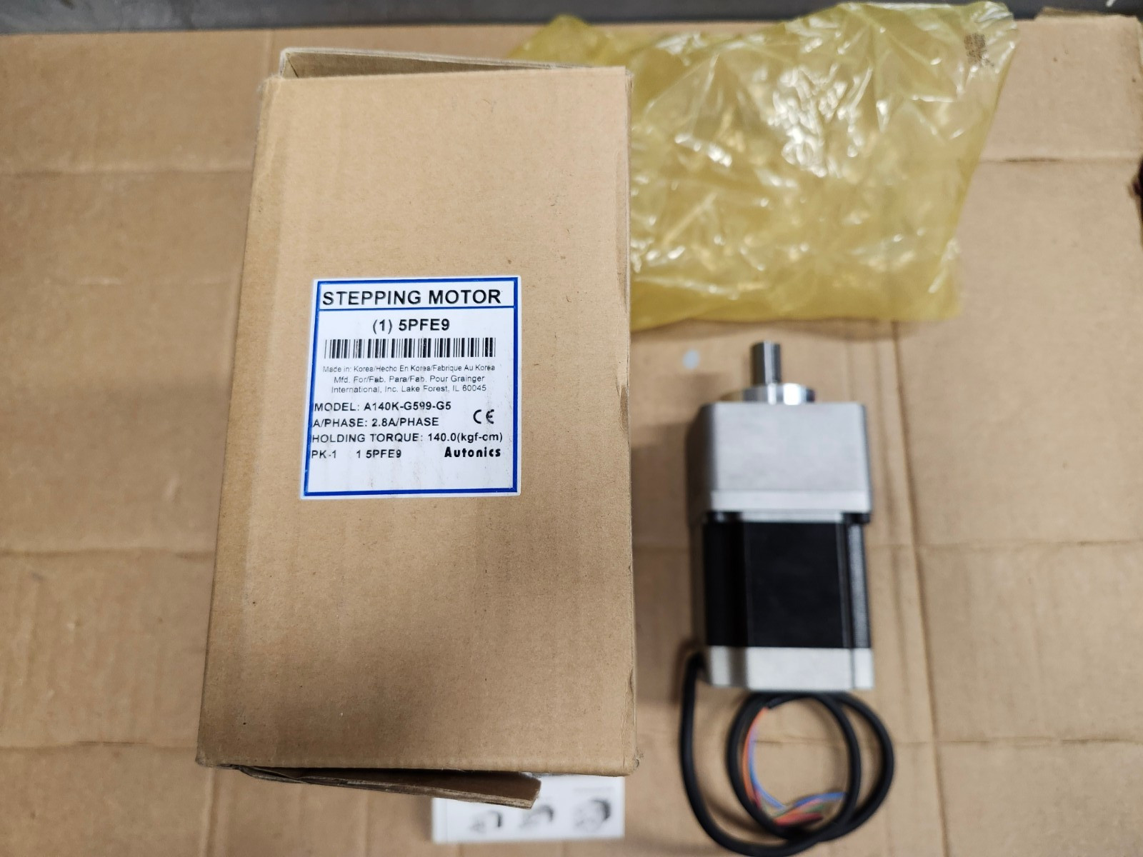 AUTONICS STEPPER MOTOR (A140K-M599-G5) NEMA 34 / 85MM FRAME ( 5PFE9 5-Phase)