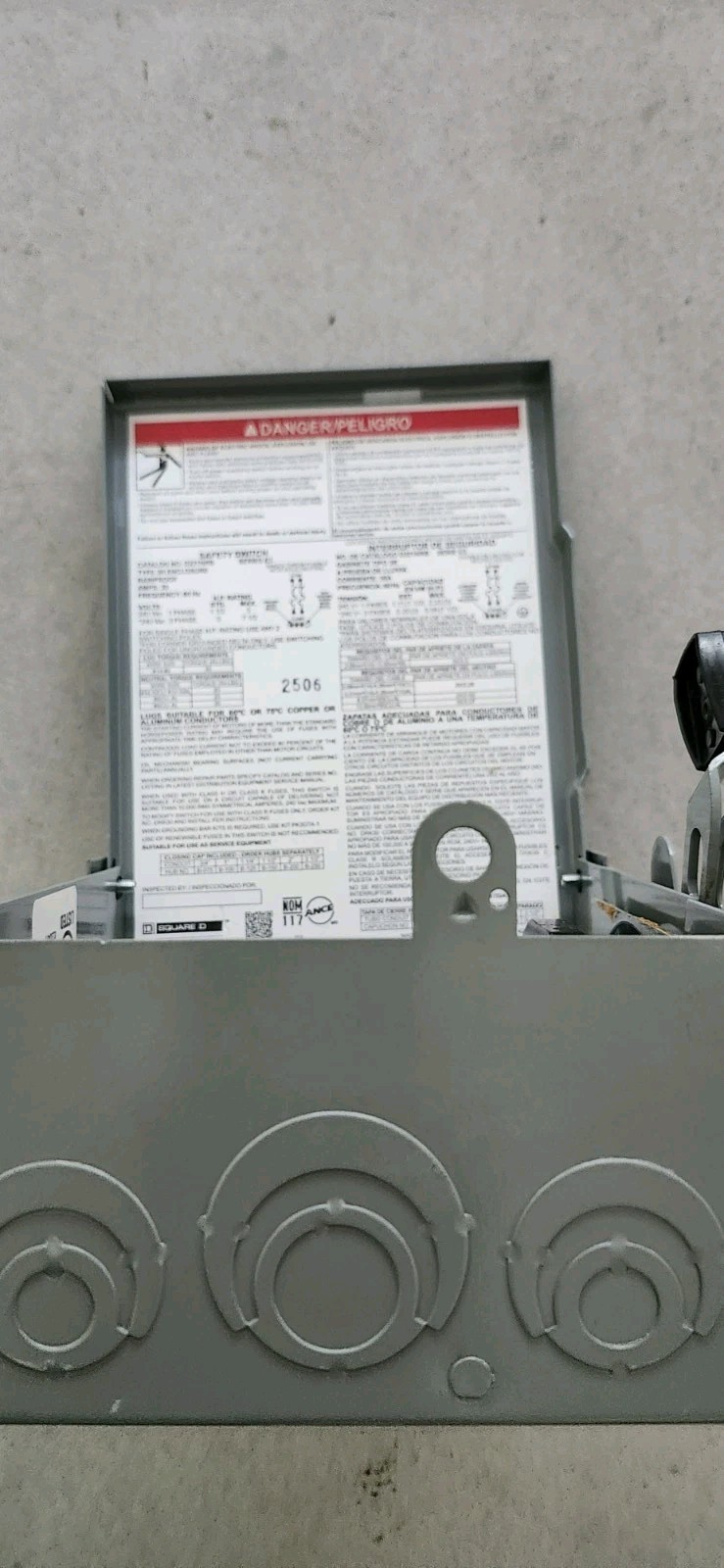 SQD D221NRB 30 AMP 240 VOLT 3R SAFETY SWITCH