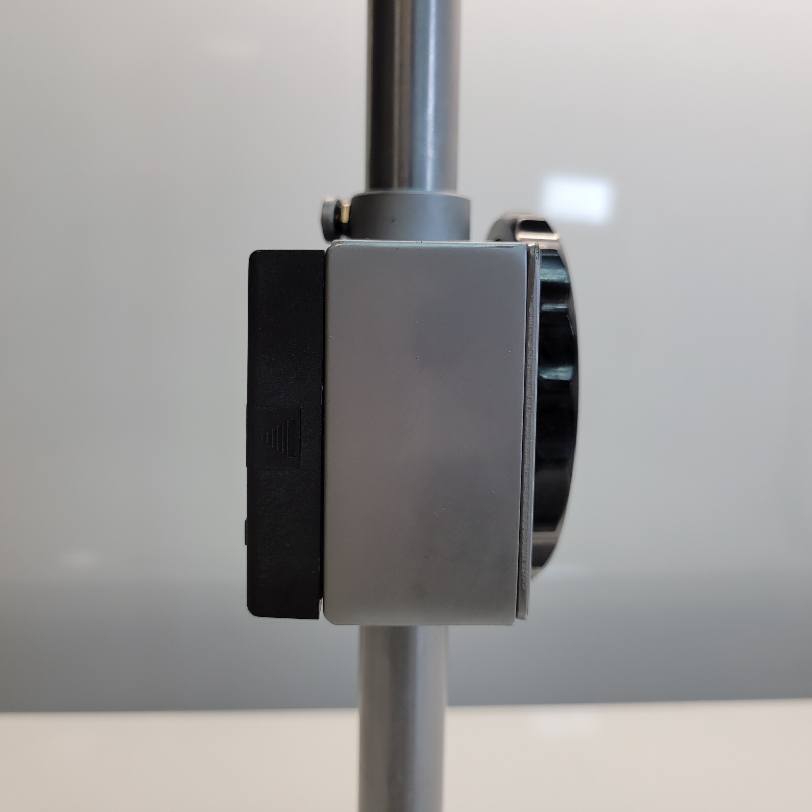 Electronic Height Gauge 0~450 mm/0~18 in Range 0.01 mm/0.001 in Accuracy