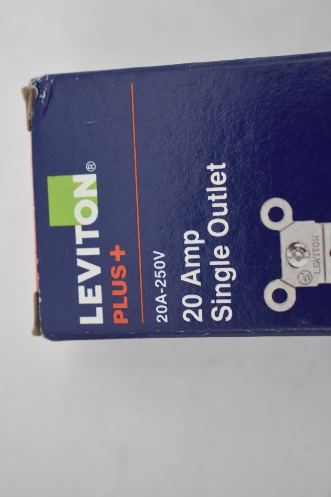 Leviton White 2 Pole 3 Wire Self Grounding 20A Single Outlet S12-5821-WS