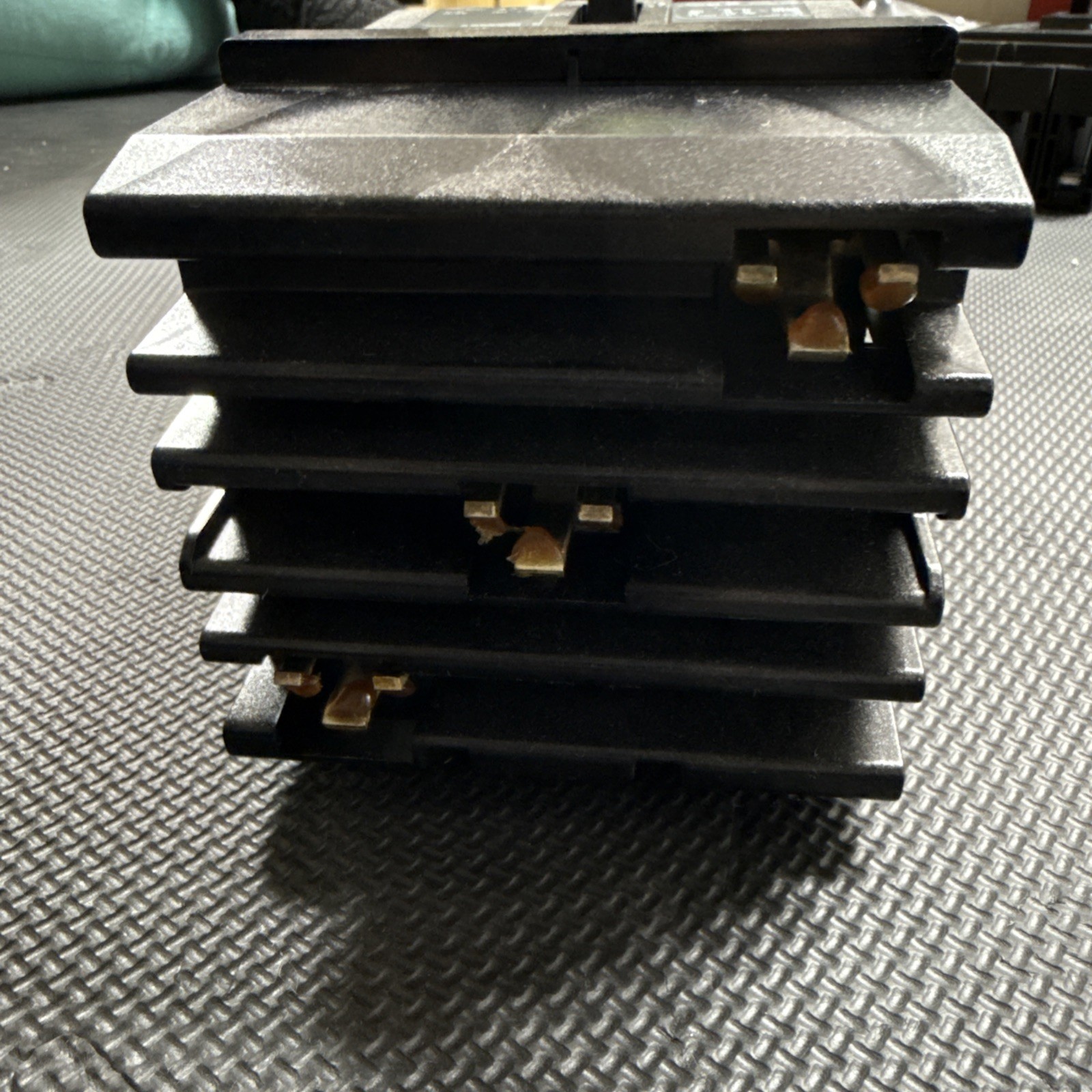 HGA36100 – Square D PowerPacT HGA 100A 3P 600V Molded Case Circuit Breaker