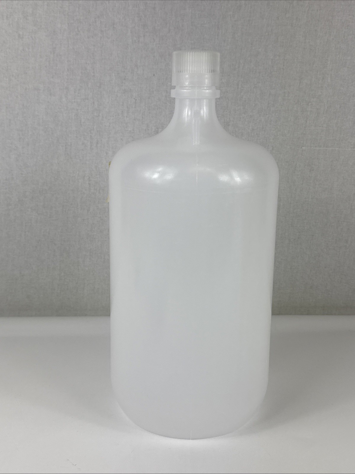 New Chemglass 4000mL waste container, model CG-1759-10