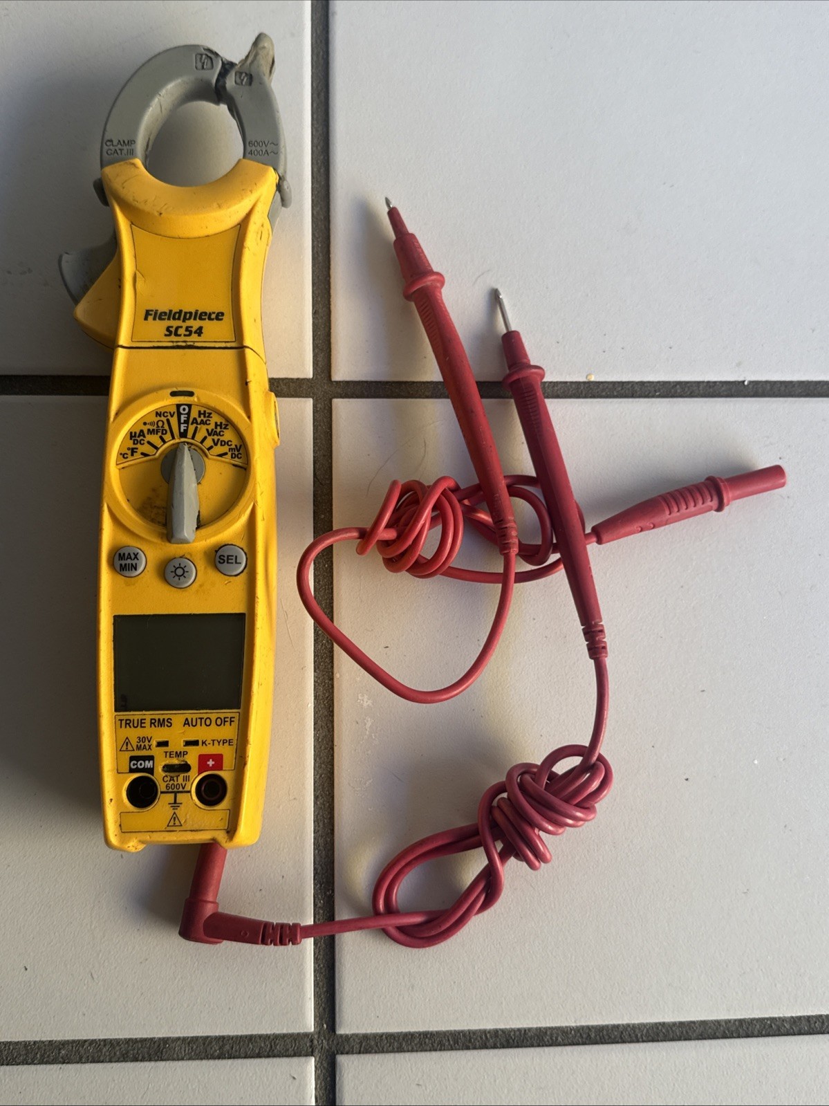 Fieldpiece SC54 TRUE RMS Clamp meter 600V 400A CAT III Temp Type K Works Leads