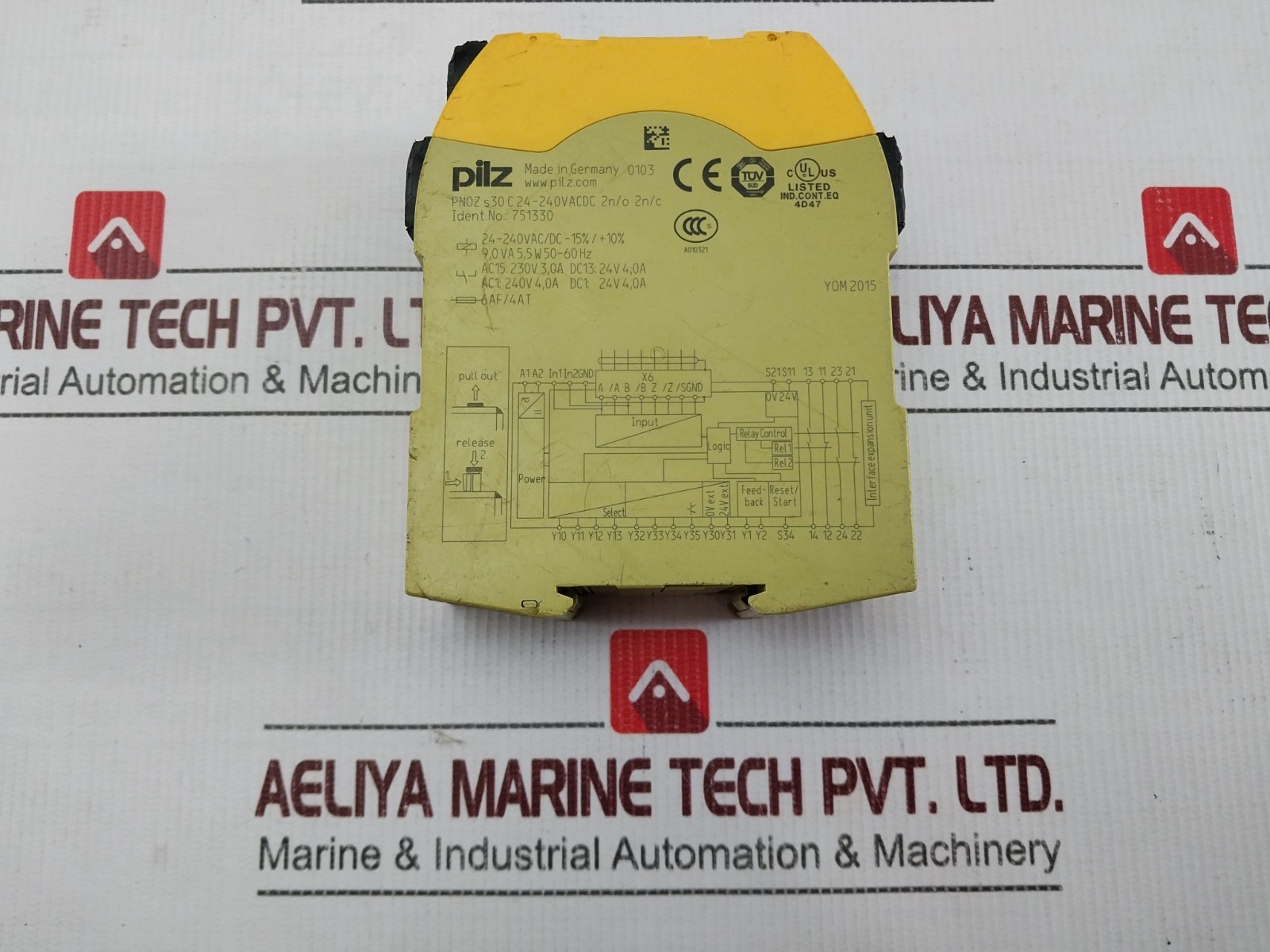 MUSHROOM PNOZ S30 C 24-240VACDC 2N/O 2N/C Safety Relay 24-240VAC/DC 9.0VA 5.5W