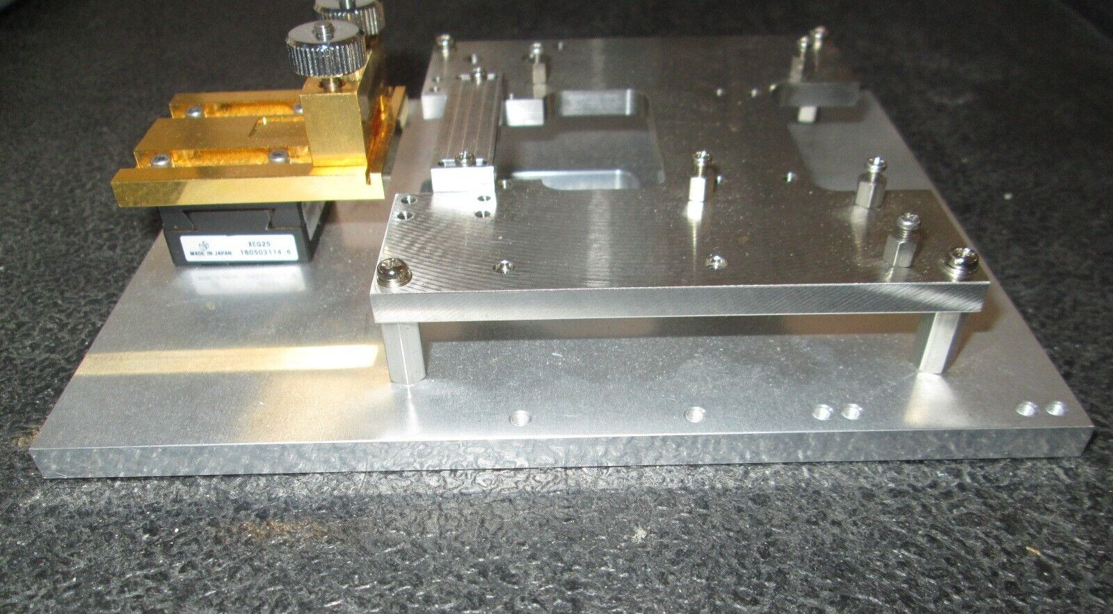 Single Axis Stage Dovetail Feed Screw & Base MISUMI XEG25 with extras
