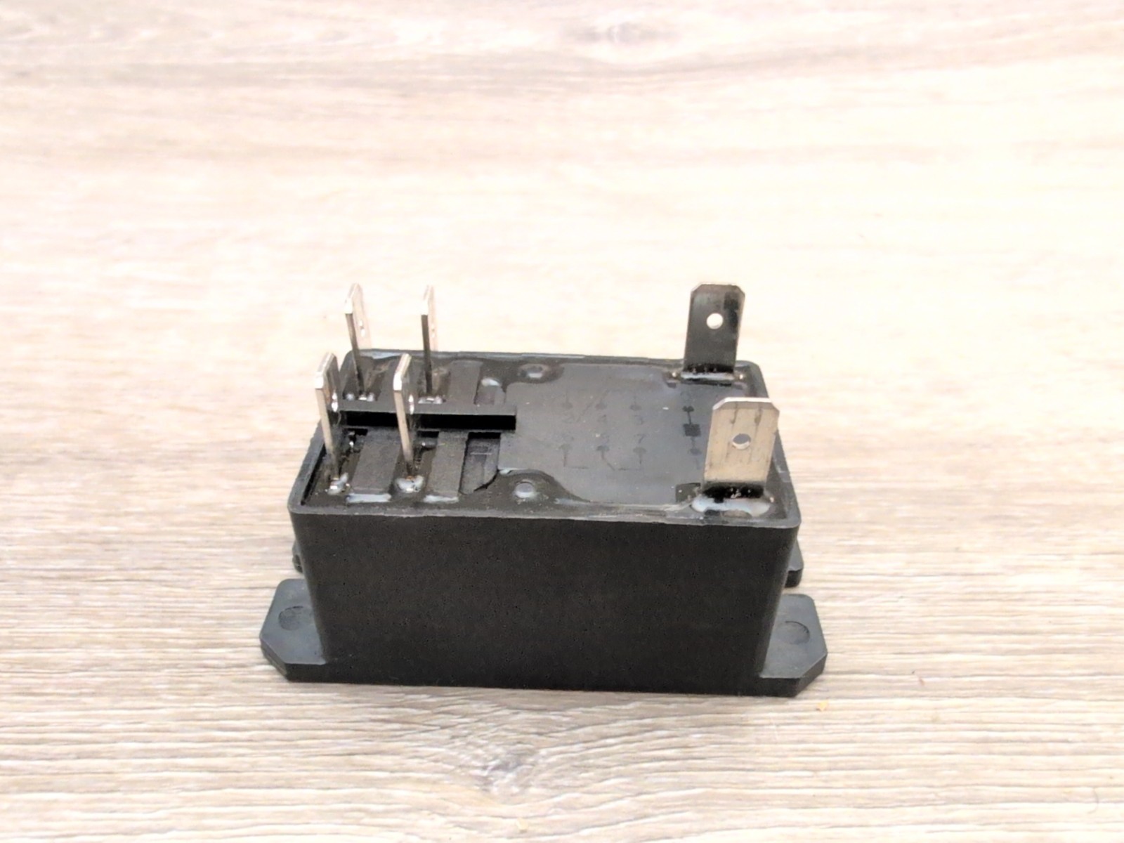 TE/Tyco Power Relay T92P7A22-120 30A DPST 120v 6 pin