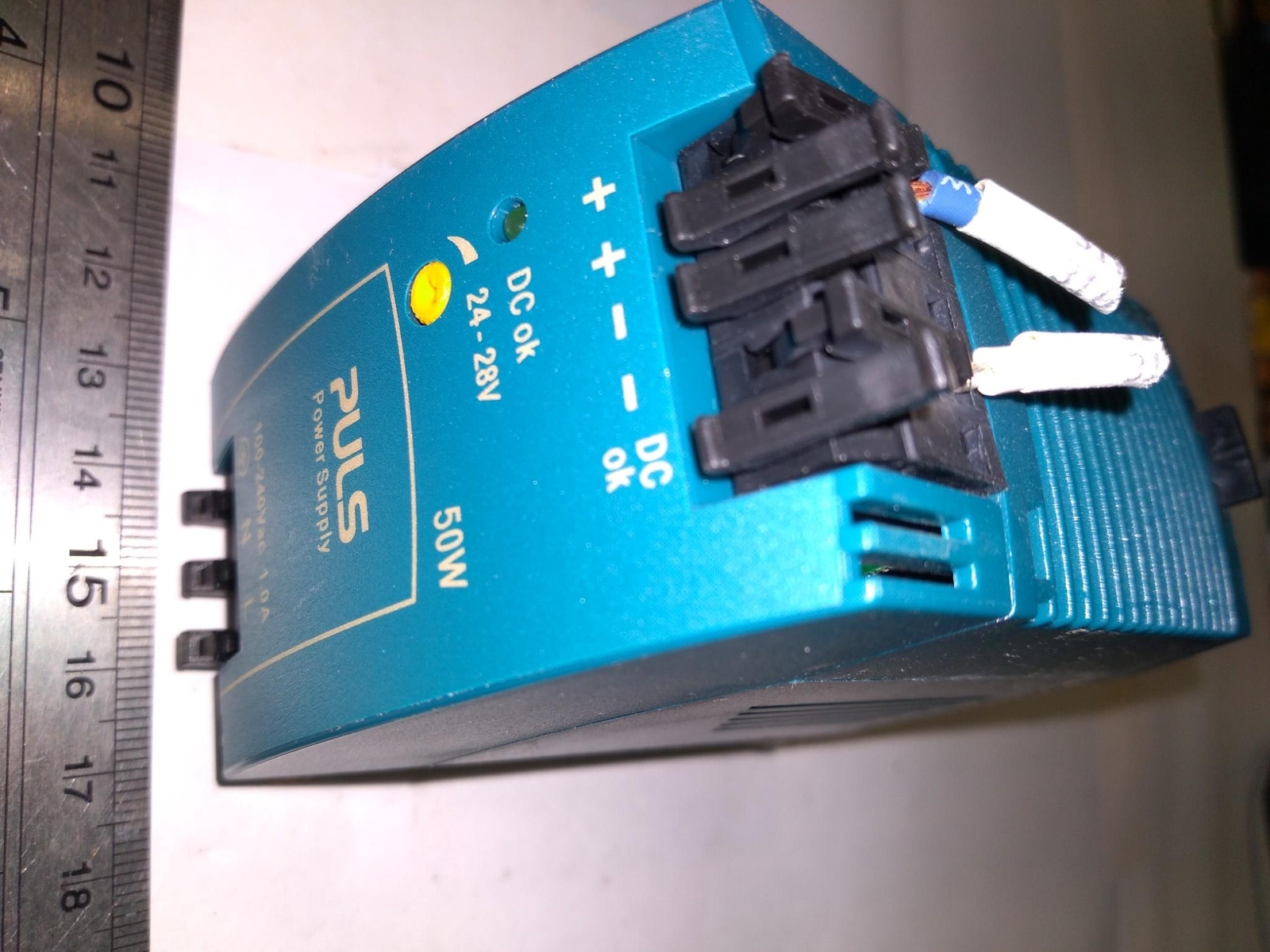 PULS-POWER ML50.100 POWER SUPPLY AC100-240V 50-60HZ DC24-28V 2.1A