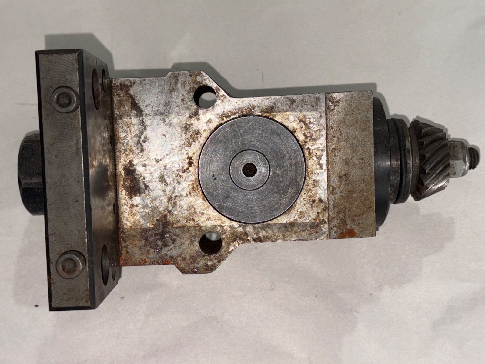 HARDINGE LIVE TOOL HOLDER FOR CONQUEST T51 (CROSS-WORKING MODEL CL 50), Used