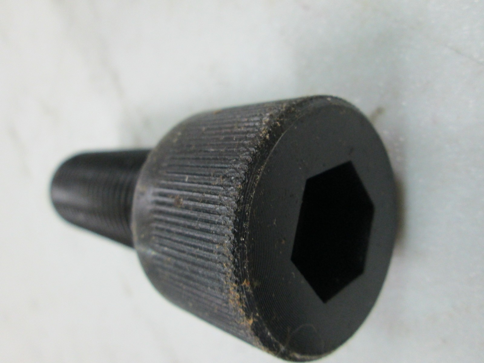 Unbrako Socket Head Cap Screw P/N 21587 1-1/4-7 x 3-1/2″ (NIB)