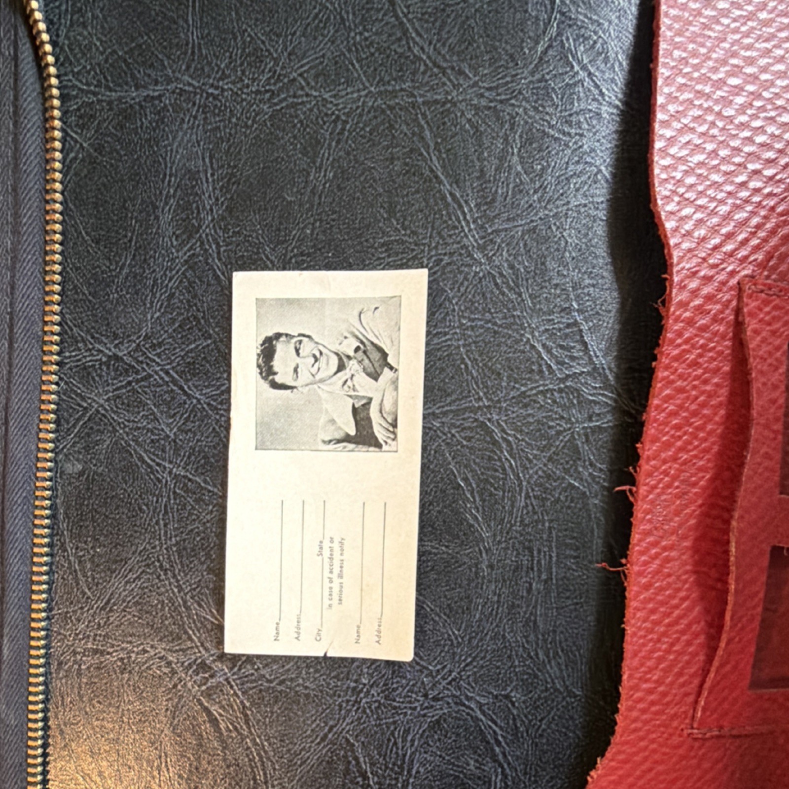 Bosca Leather Daily Use Binder Red Black Zippered Closure Front Insert Pocket