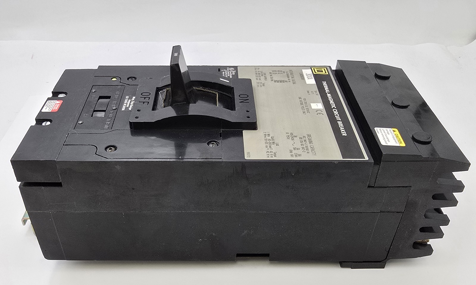 Square D LAB36300 I-Line Circuit Breaker 300A 600VAC 3P 50/60Hz Type LAB