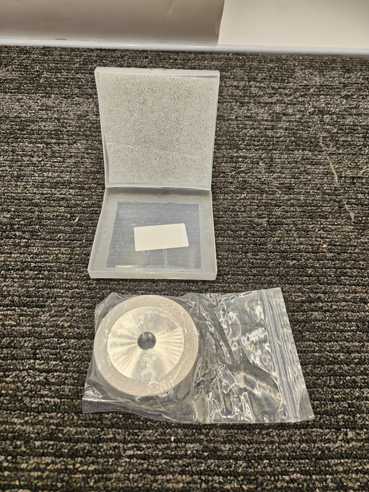 3 inch Flat Diamond Grinding Wheel 150 Grit, 1/2″ Arbor, 10mm Wide
