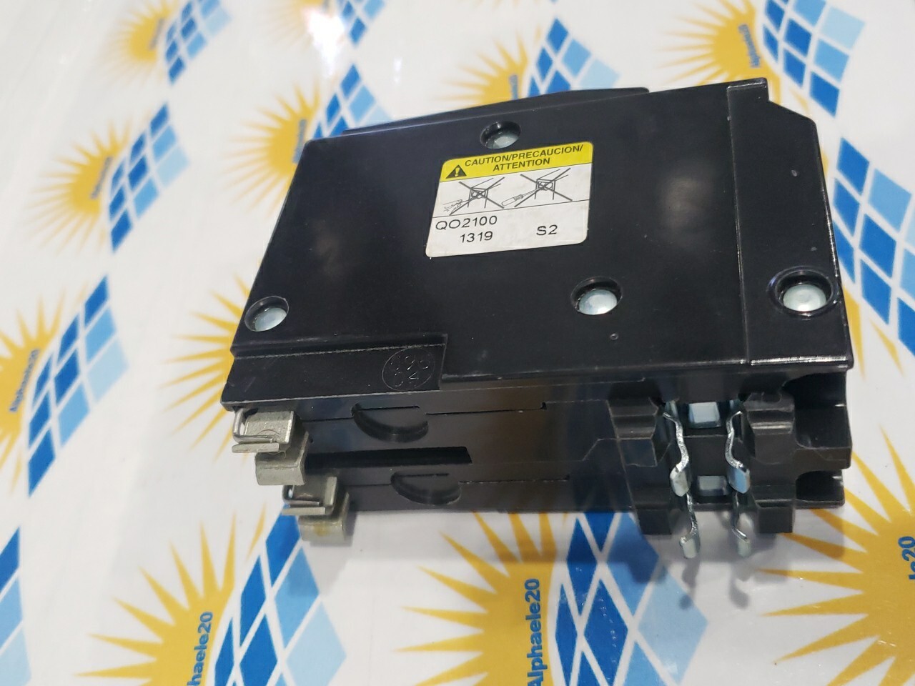 Square D QO2100C CIRCUIT BREAKER 2 POLE 100 AMP 240V PLUG IN QO210