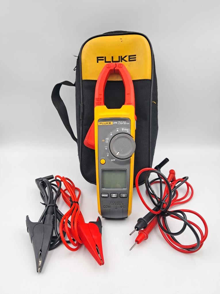 Fluke 374 True RMS AC/DC Clamp Meter (CAT IV 600v CAT III 1000v) w/ Case & Leads