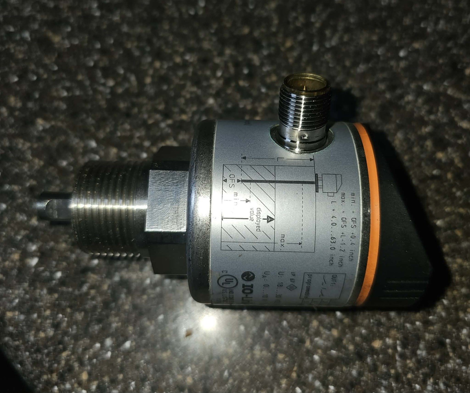 IFM EFECTOR LR3300 LR0000B-BN34AMPKG Flow Sensor. No Box. Free Shipping