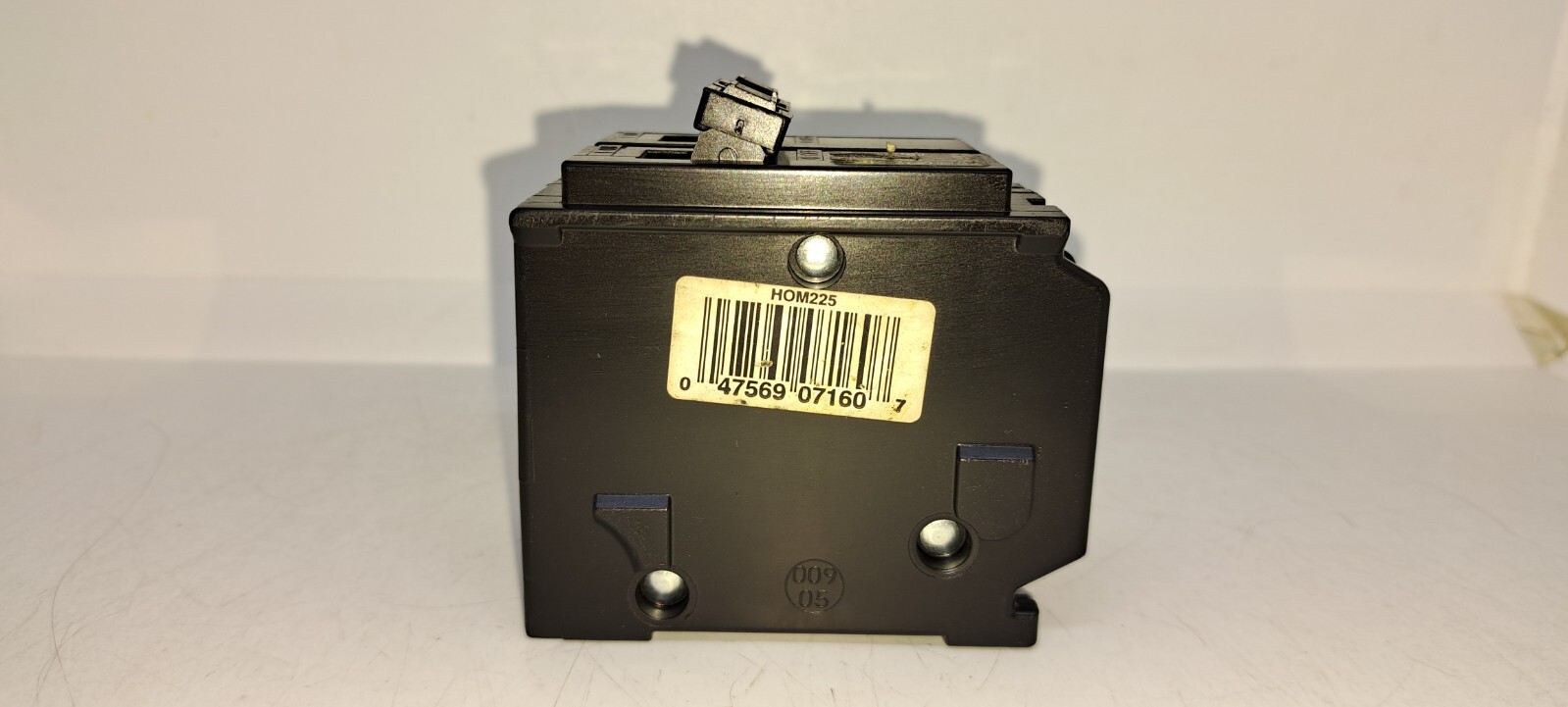 Square D HOM225 2 Pole 25 Amp 120/240v Type HOM Circuit Breaker