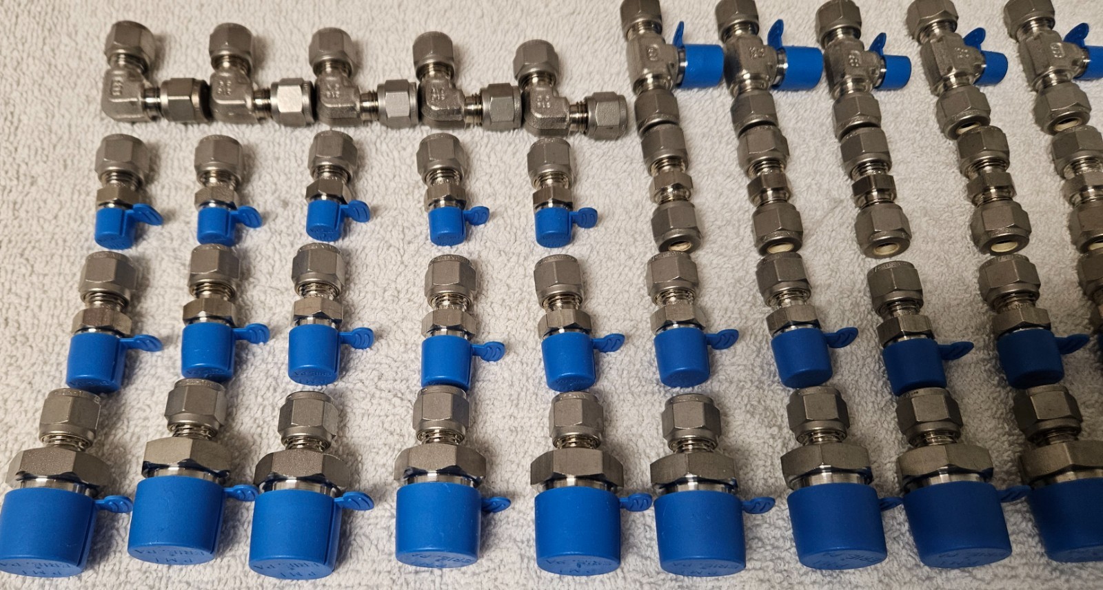 Lot 40 New SSP ISSG4 Stainless 1/4″ Tube Union Elbows Fittings Griplok Swagelok
