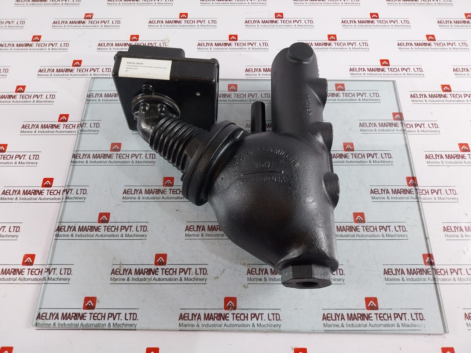 McDonnell & Miller 150SHD Low Water Cut-off/Pump Controller 150 PSI 115V/230V AC