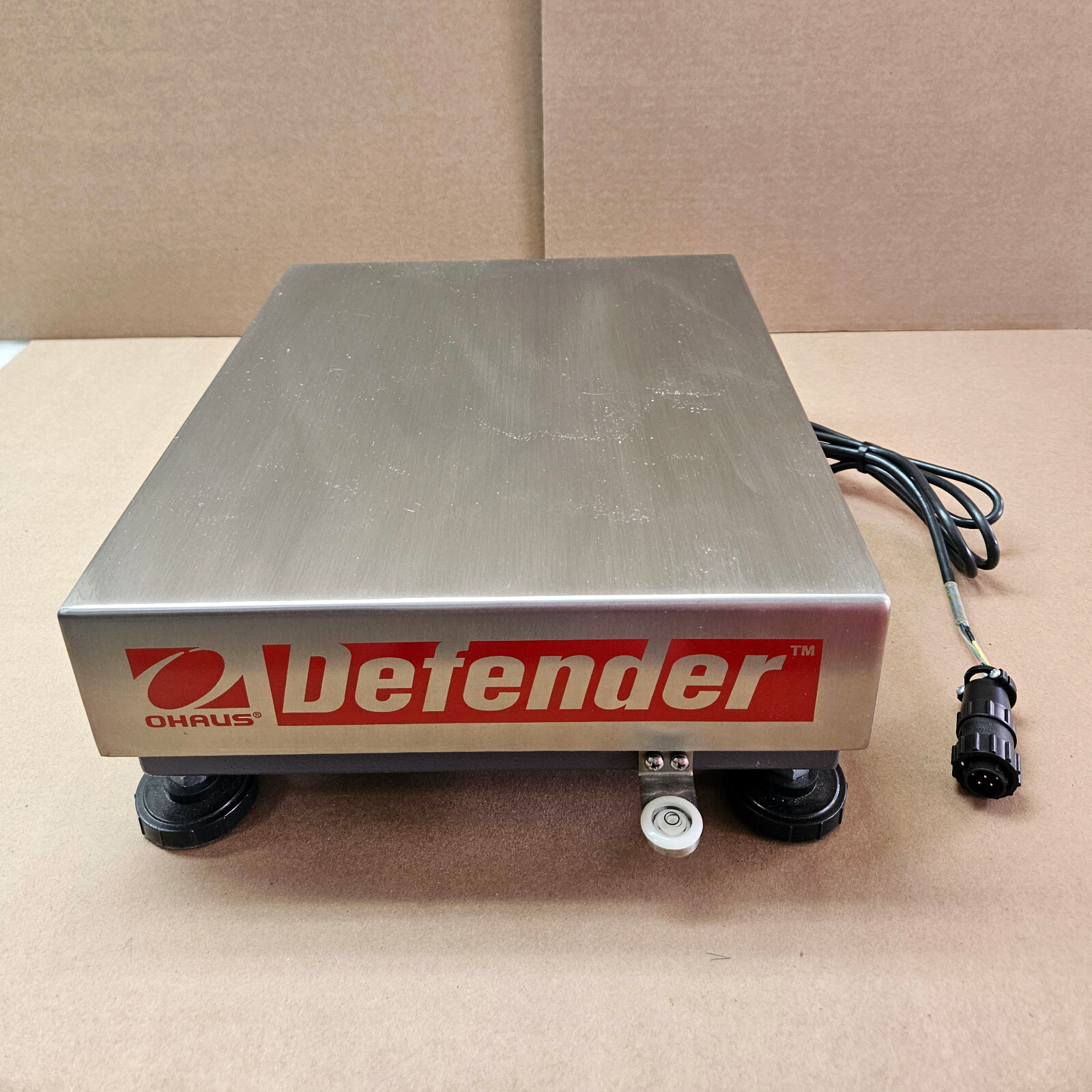 OHAUS Defender™ 3000 Base (only), Item #30379435, D30BR Capacity: 30kg (66lb), N