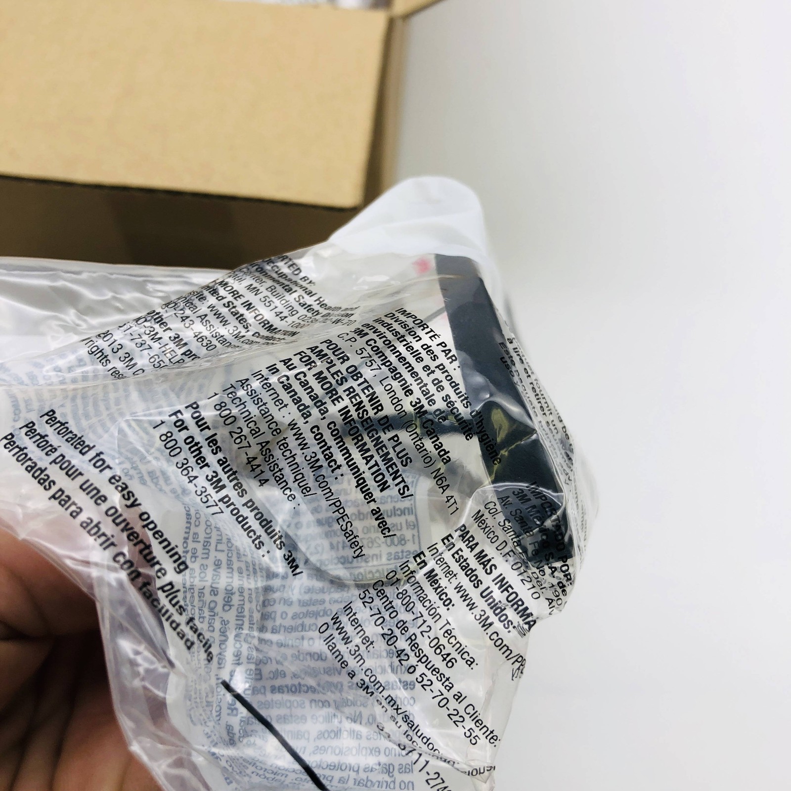 3M 14300-00000-20 Safety Glasses Nassau Plus Blk Frame Clear Anti Fog 20pr/Case