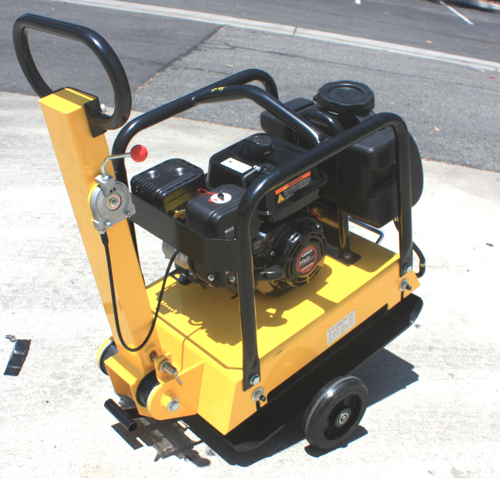 Heavy Duty Large Plate Walk Behind Vibratory Dirt Plate Compactor Rammer w/ Tank