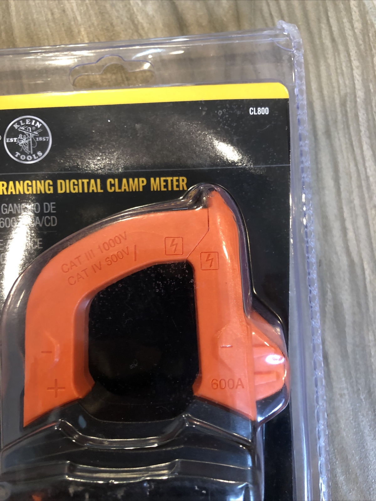 Klein Tools CL800 AC/DC True RMS Auto-Ranging Digital Clamp Meter