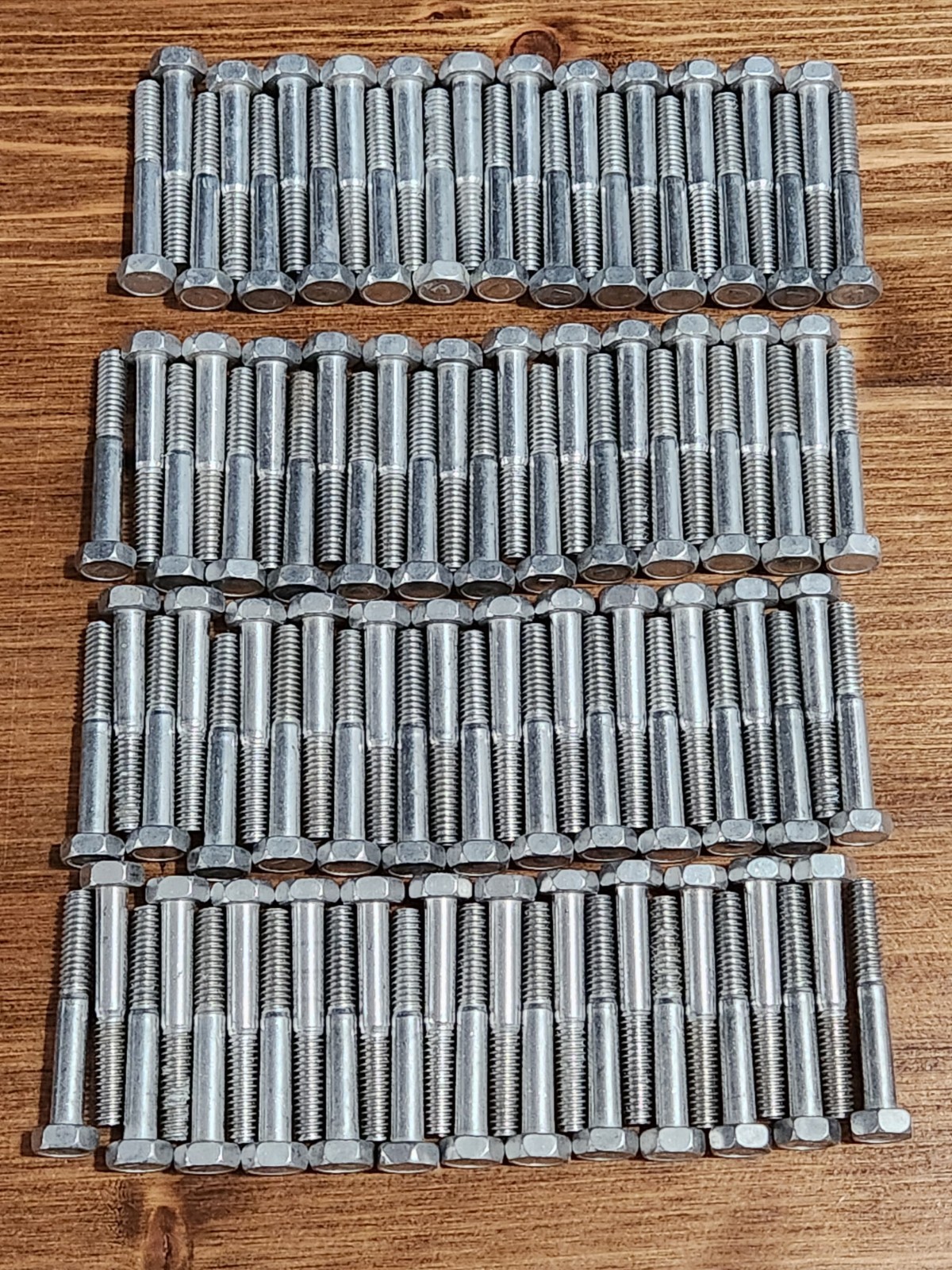 1/4-20 x 1-3/4″ Aluminum Hex Head Bolts – Lot of 100 Pieces