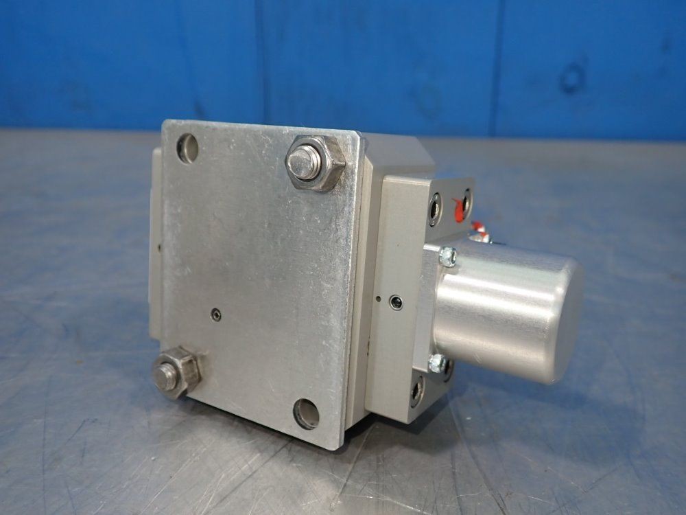 MOOG S04J0GAEUSA0 VALVE 12250270734