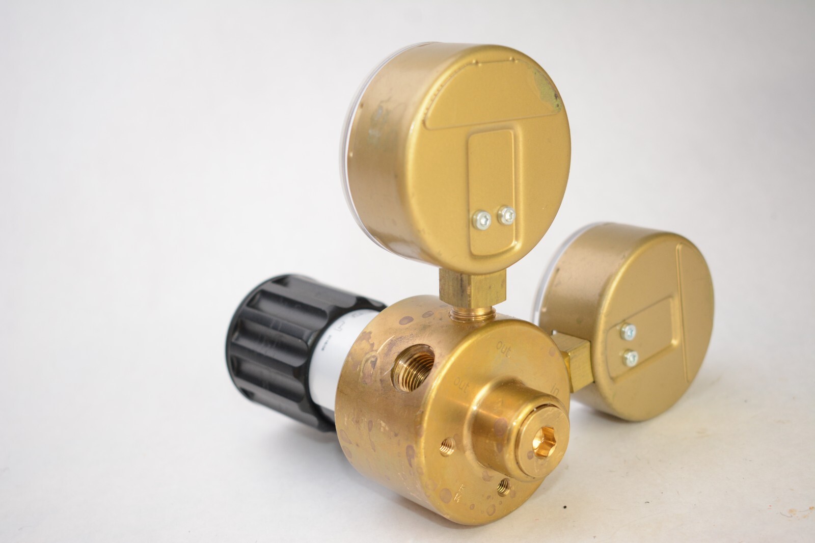 SPECTRON PRESSURE REGULATOR LT2000-40-4-NFG/FG/O2