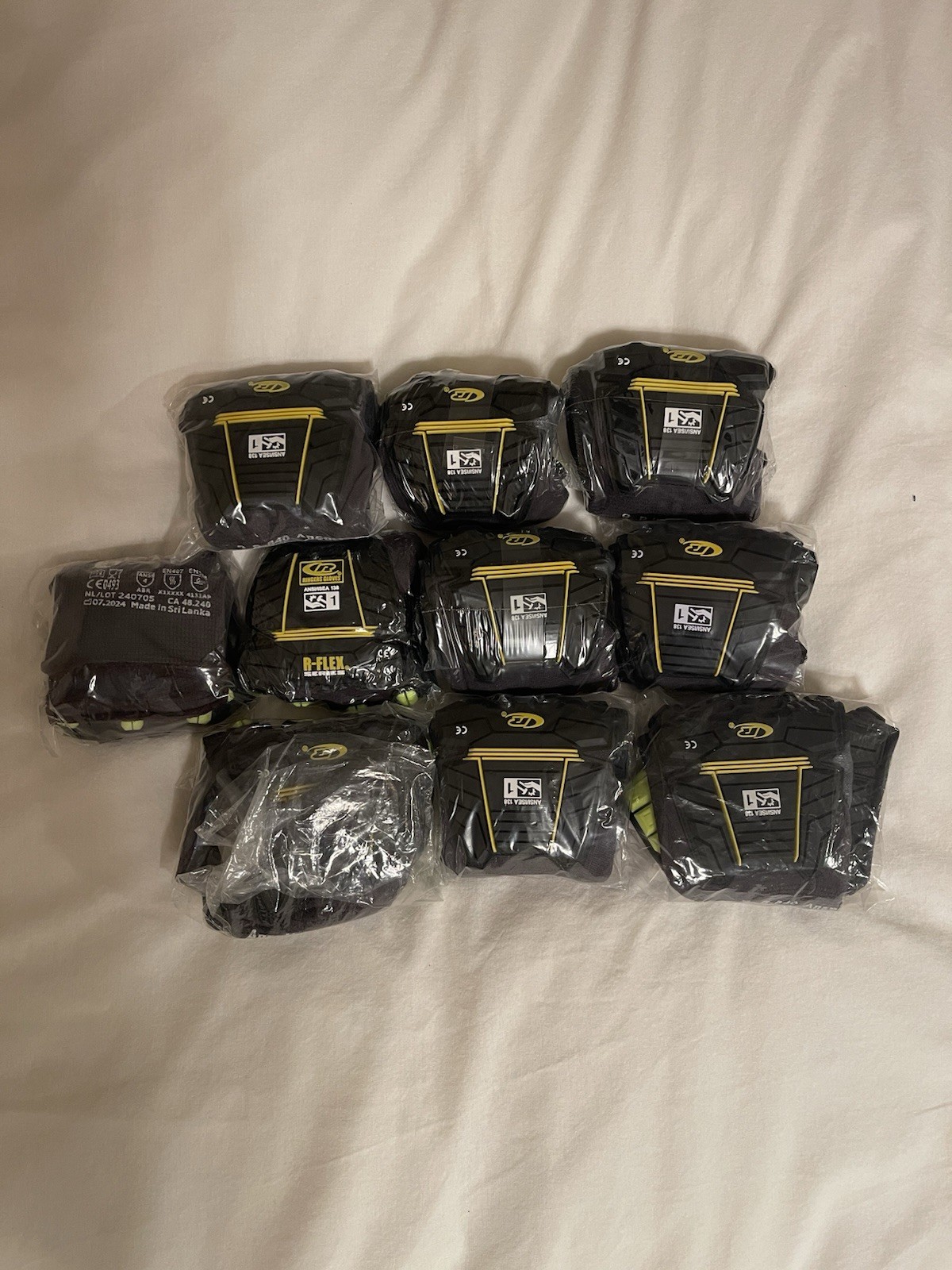 Ansell PR Gloves Series R Size 9 Bulk 10 Pairs Ringers R840Abrasion/Impact Glove