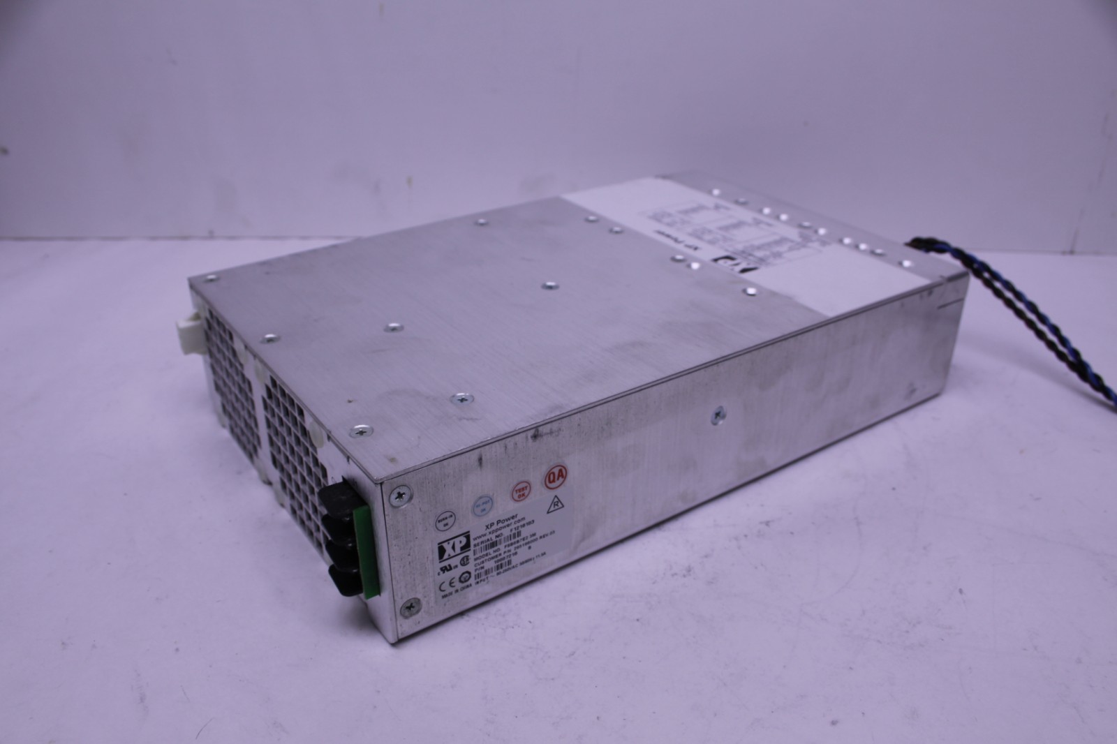 XP Power MP Series F8B6B7E2 3M 800W Modular Power Supply 5V , 15V, 15V, 24V, 28V